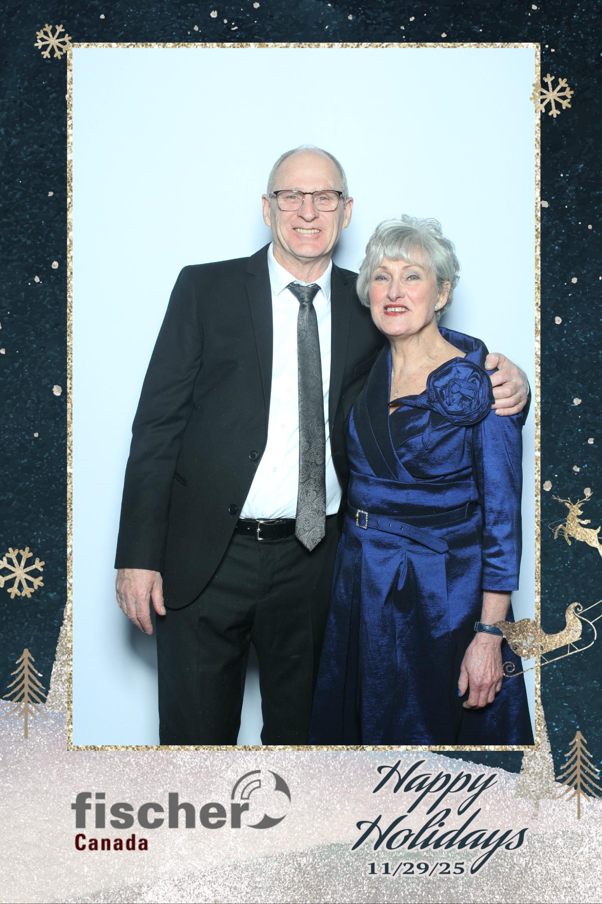 fischer Canada Holiday Party | View more photos from the event at gallery.myselfiemirror.ca/u/romanmyselfiemirrorca/fischer-Canada-Holiday-Party-0