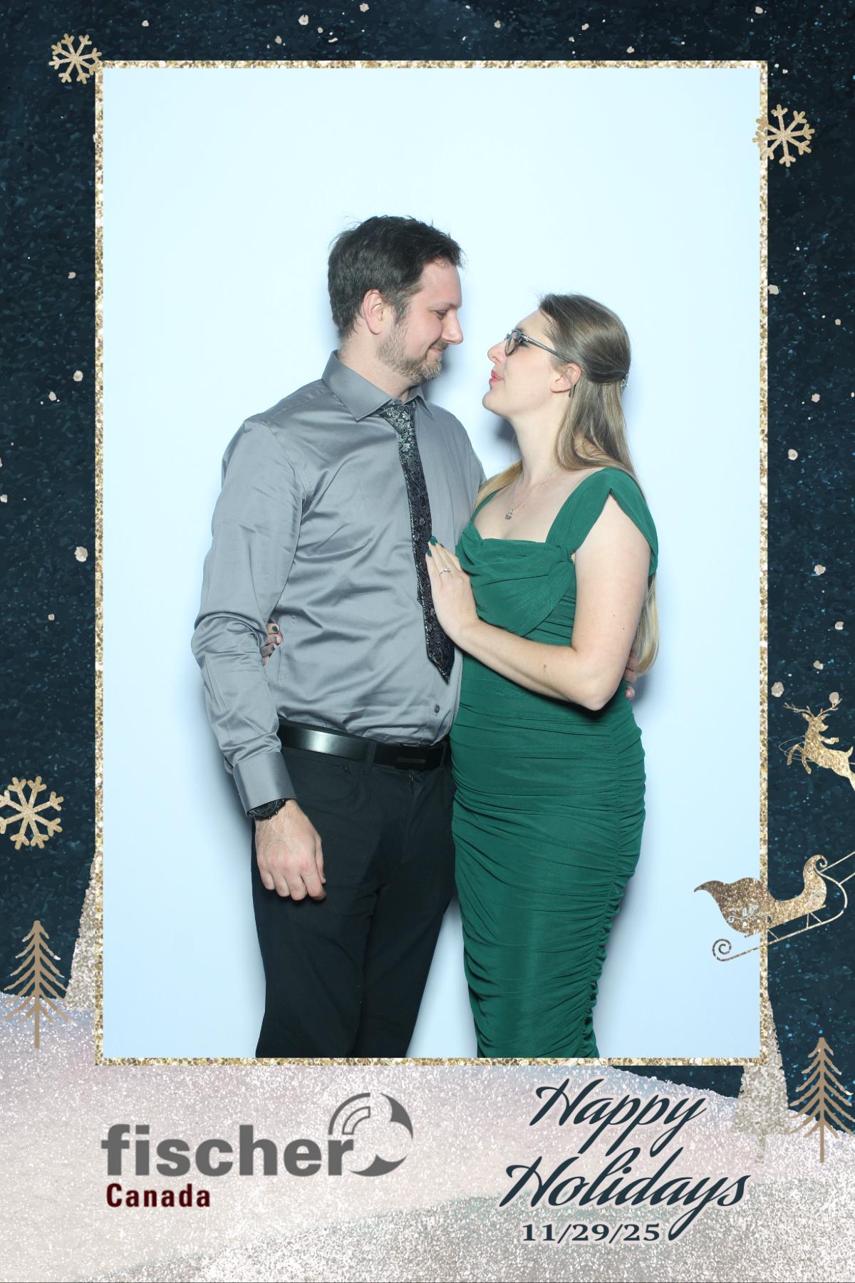 fischer Canada Holiday Party | View more photos from the event at gallery.myselfiemirror.ca/u/romanmyselfiemirrorca/fischer-Canada-Holiday-Party-0