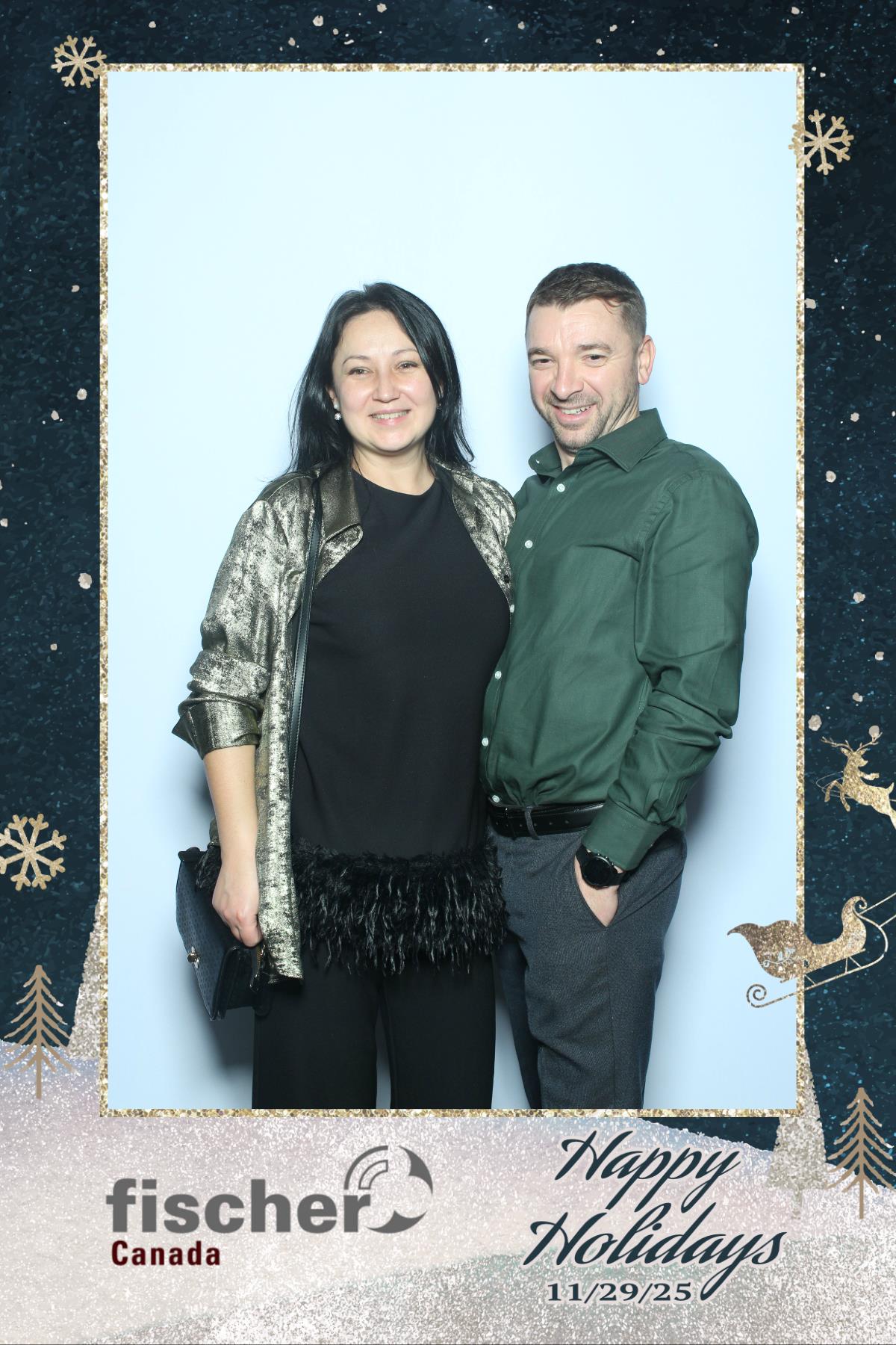 fischer Canada Holiday Party | View more photos from the event at gallery.myselfiemirror.ca/u/romanmyselfiemirrorca/fischer-Canada-Holiday-Party-0