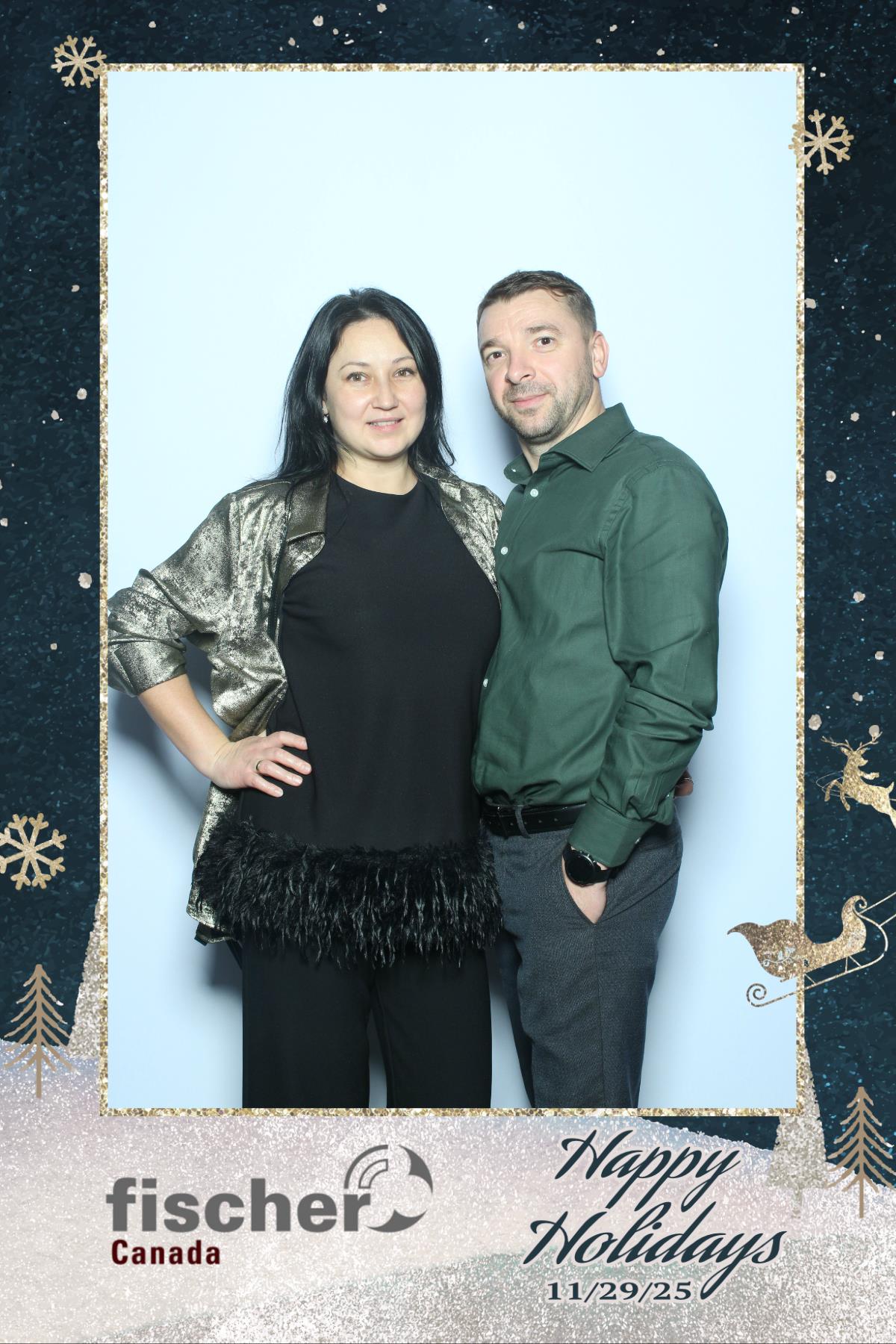 fischer Canada Holiday Party | View more photos from the event at gallery.myselfiemirror.ca/u/romanmyselfiemirrorca/fischer-Canada-Holiday-Party-0