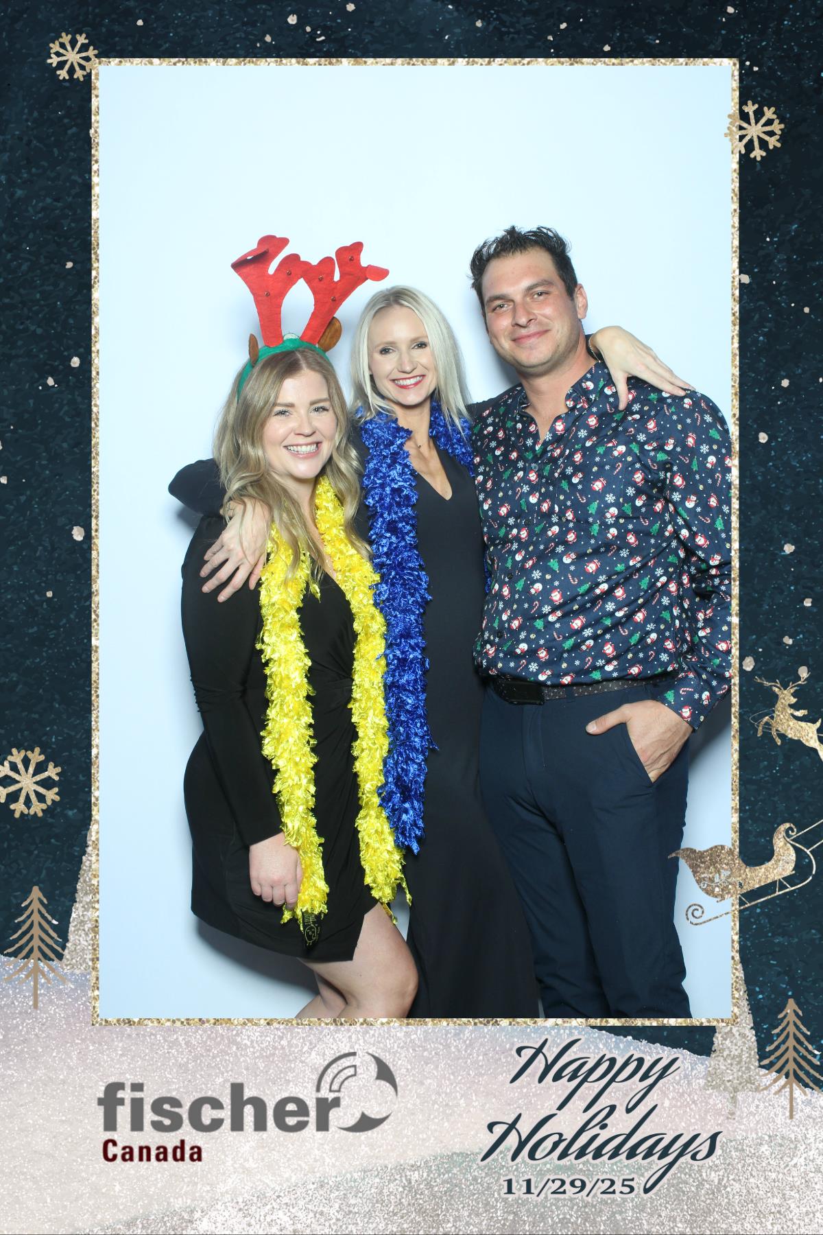 fischer Canada Holiday Party | View more photos from the event at gallery.myselfiemirror.ca/u/romanmyselfiemirrorca/fischer-Canada-Holiday-Party-0