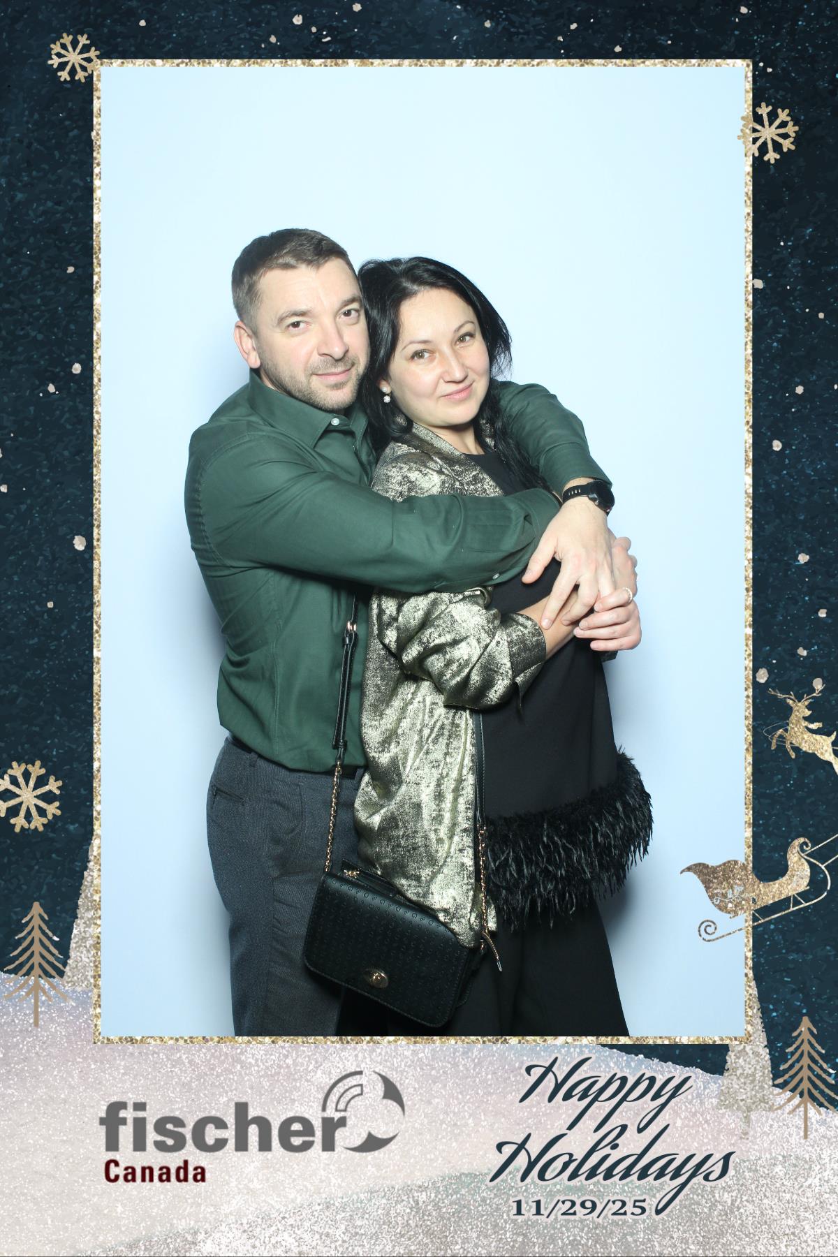 fischer Canada Holiday Party | View more photos from the event at gallery.myselfiemirror.ca/u/romanmyselfiemirrorca/fischer-Canada-Holiday-Party-0