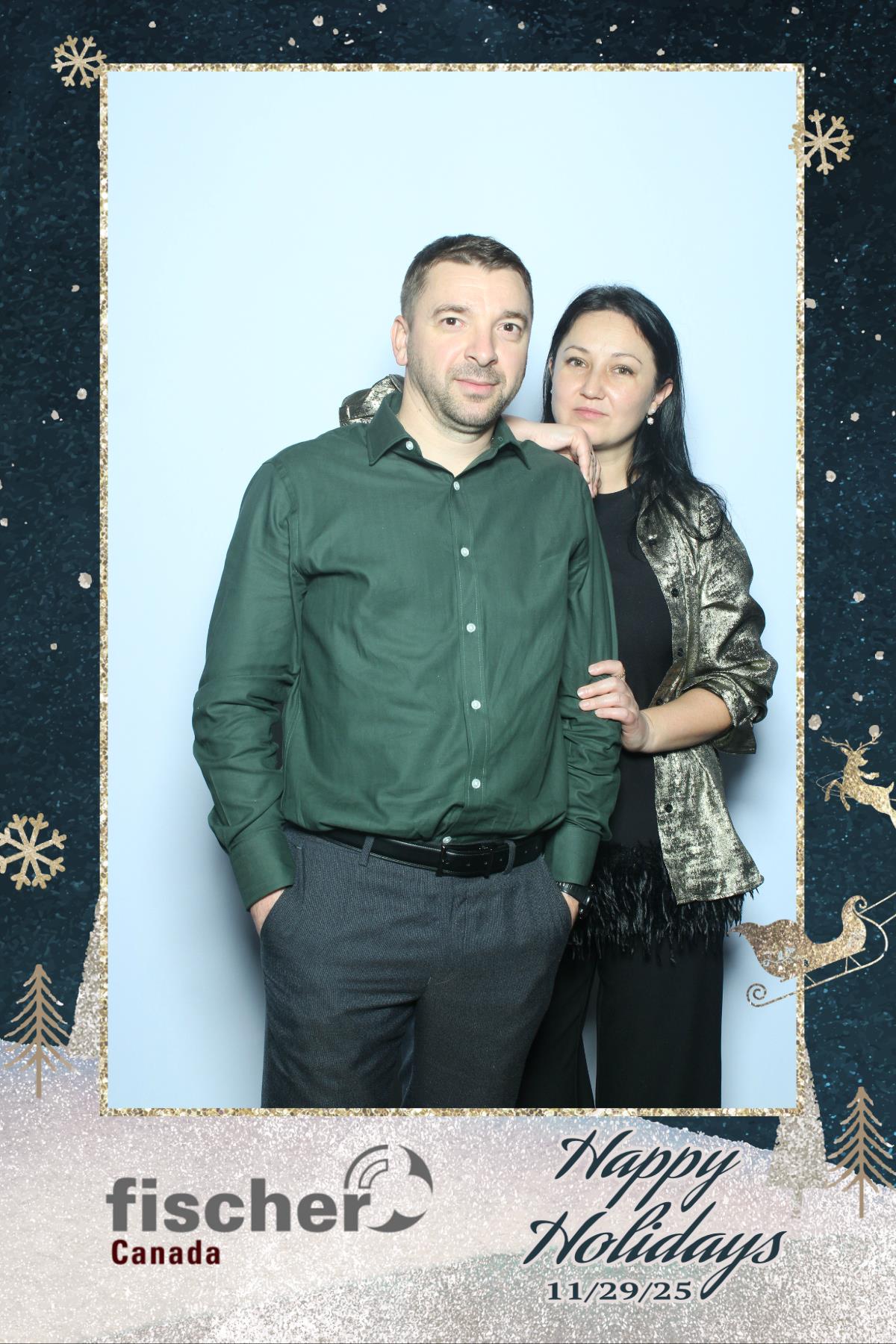 fischer Canada Holiday Party | View more photos from the event at gallery.myselfiemirror.ca/u/romanmyselfiemirrorca/fischer-Canada-Holiday-Party-0