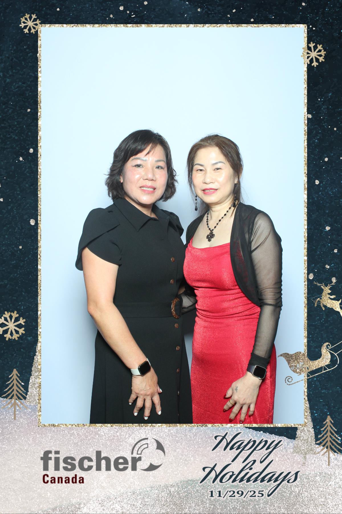 fischer Canada Holiday Party | View more photos from the event at gallery.myselfiemirror.ca/u/romanmyselfiemirrorca/fischer-Canada-Holiday-Party-0