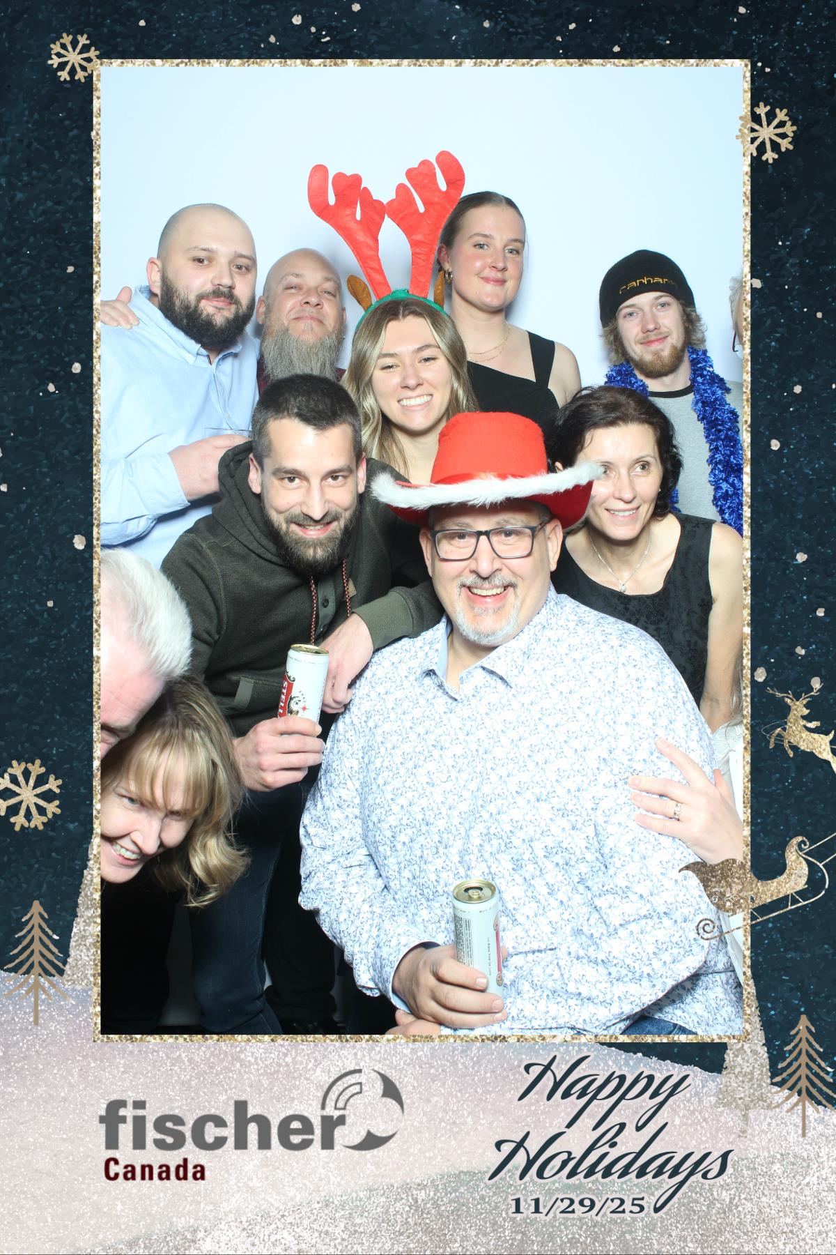 fischer Canada Holiday Party | View more photos from the event at gallery.myselfiemirror.ca/u/romanmyselfiemirrorca/fischer-Canada-Holiday-Party-0