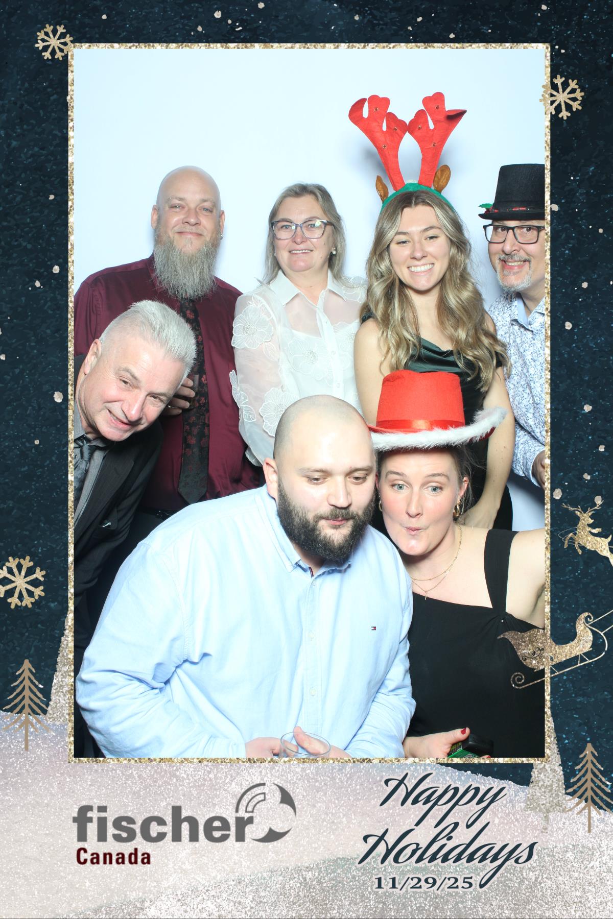 fischer Canada Holiday Party | View more photos from the event at gallery.myselfiemirror.ca/u/romanmyselfiemirrorca/fischer-Canada-Holiday-Party-0