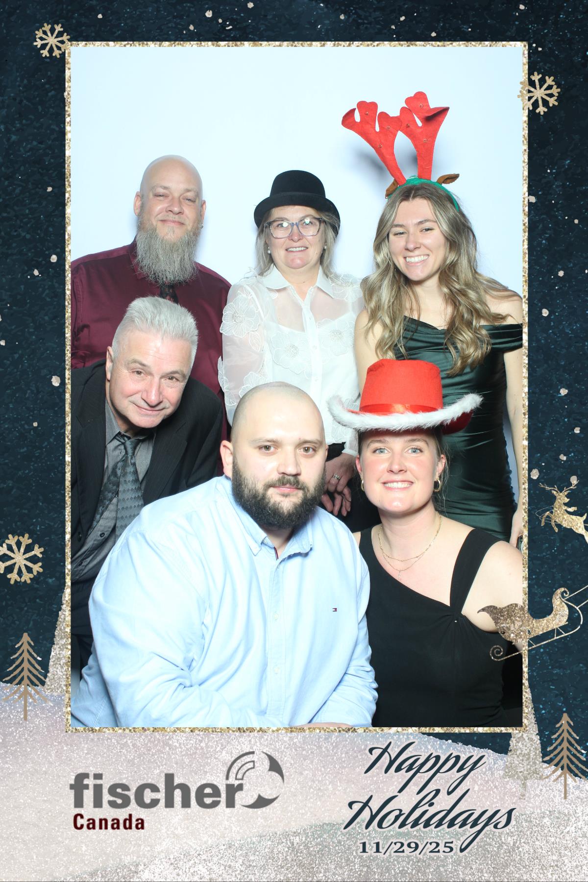 fischer Canada Holiday Party | View more photos from the event at gallery.myselfiemirror.ca/u/romanmyselfiemirrorca/fischer-Canada-Holiday-Party-0