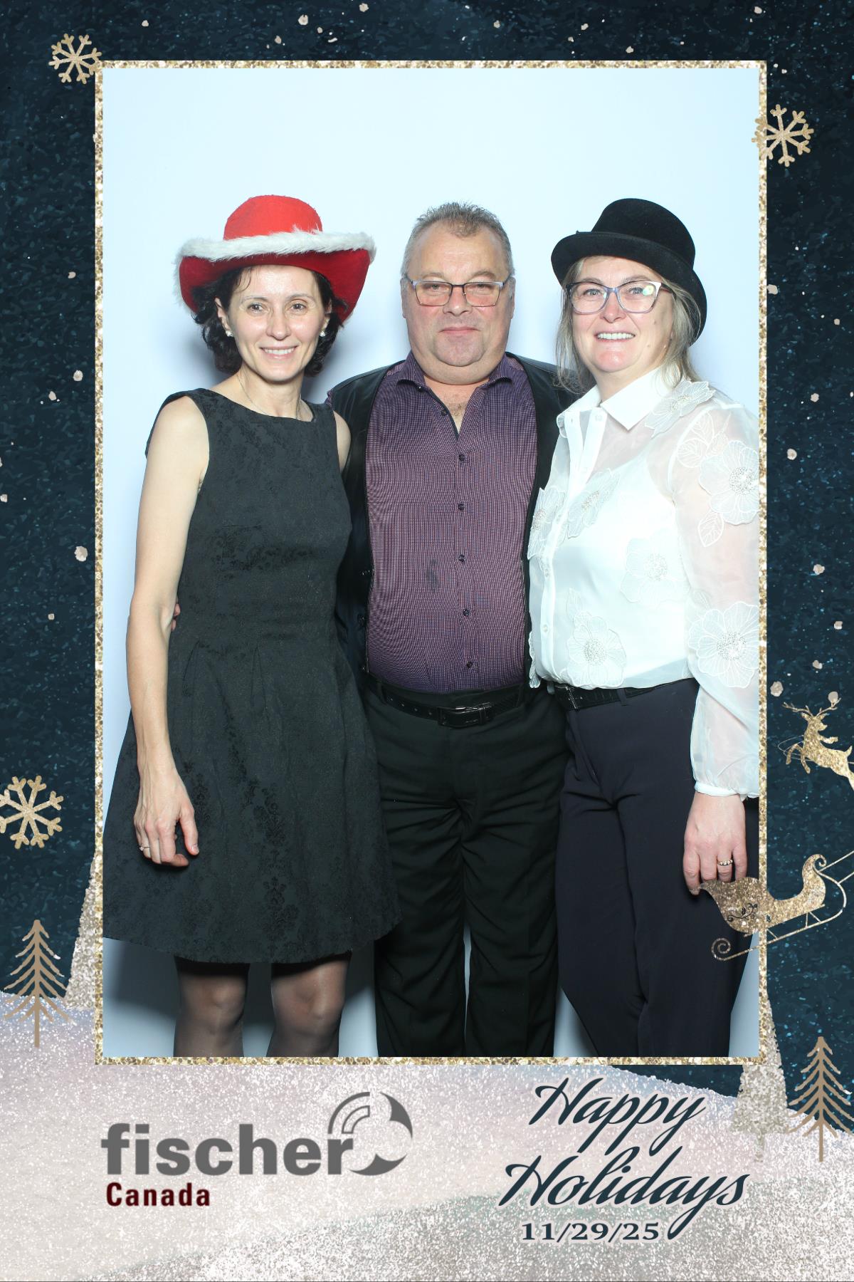 fischer Canada Holiday Party | View more photos from the event at gallery.myselfiemirror.ca/u/romanmyselfiemirrorca/fischer-Canada-Holiday-Party-0