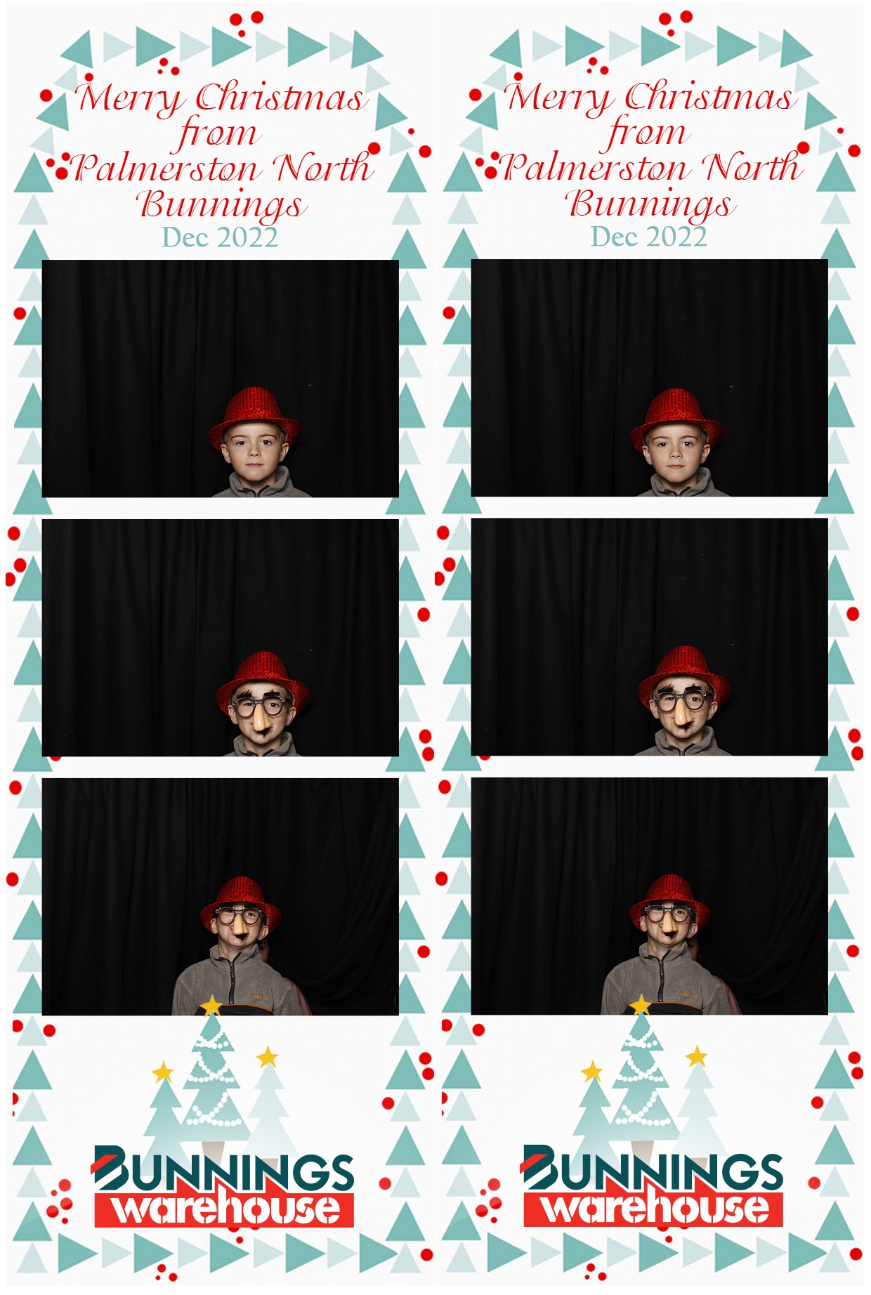 A Bunnings Christmas - Palmerston North, Christmas Eve | View more photos from the event at wgtngallery.classicphotobooths.co.nz/u/wgtncpbgallery/A-Bunnings-Christmas-Palmerston-North-Christmas-Eve