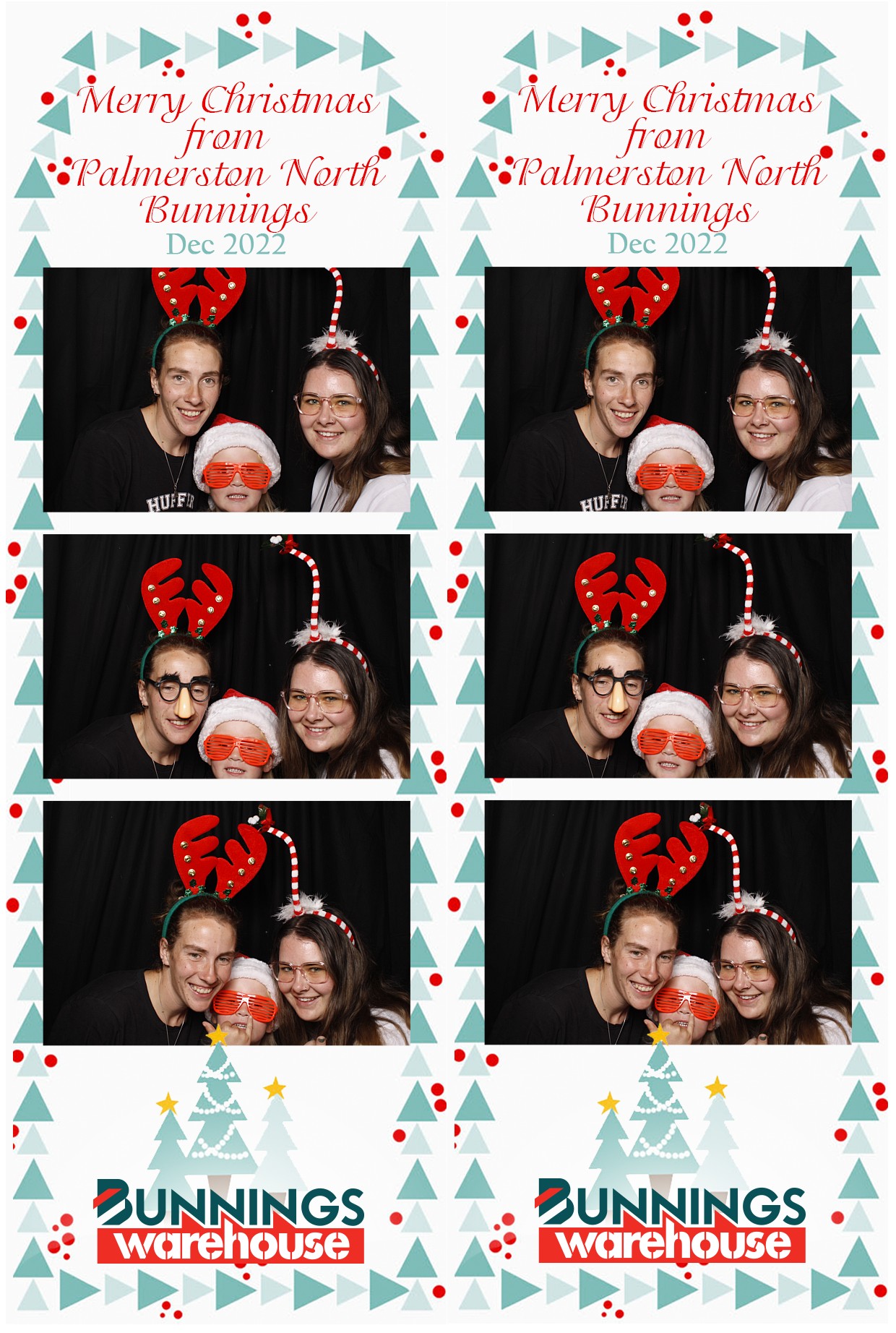 A Bunnings Christmas - Palmerston North, Christmas Eve | View more photos from the event at wgtngallery.classicphotobooths.co.nz/u/wgtncpbgallery/A-Bunnings-Christmas-Palmerston-North-Christmas-Eve