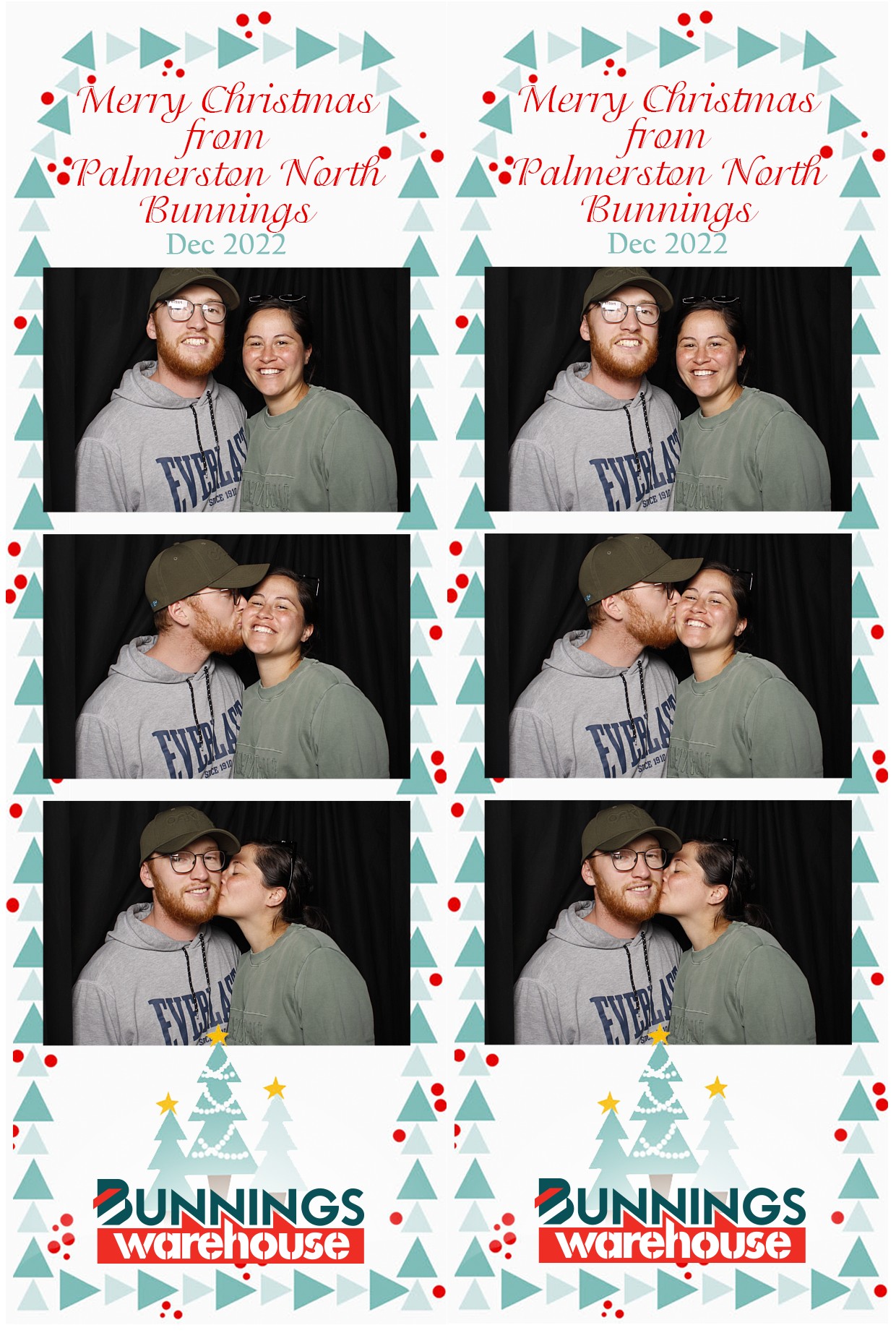 A Bunnings Christmas - Palmerston North, Christmas Eve | View more photos from the event at wgtngallery.classicphotobooths.co.nz/u/wgtncpbgallery/A-Bunnings-Christmas-Palmerston-North-Christmas-Eve