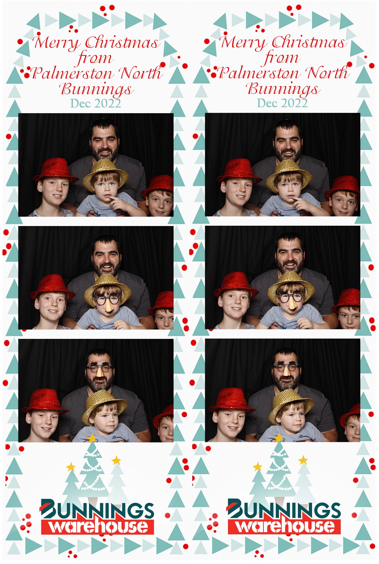 A Bunnings Christmas - Palmerston North, Christmas Eve | View more photos from the event at wgtngallery.classicphotobooths.co.nz/u/wgtncpbgallery/A-Bunnings-Christmas-Palmerston-North-Christmas-Eve