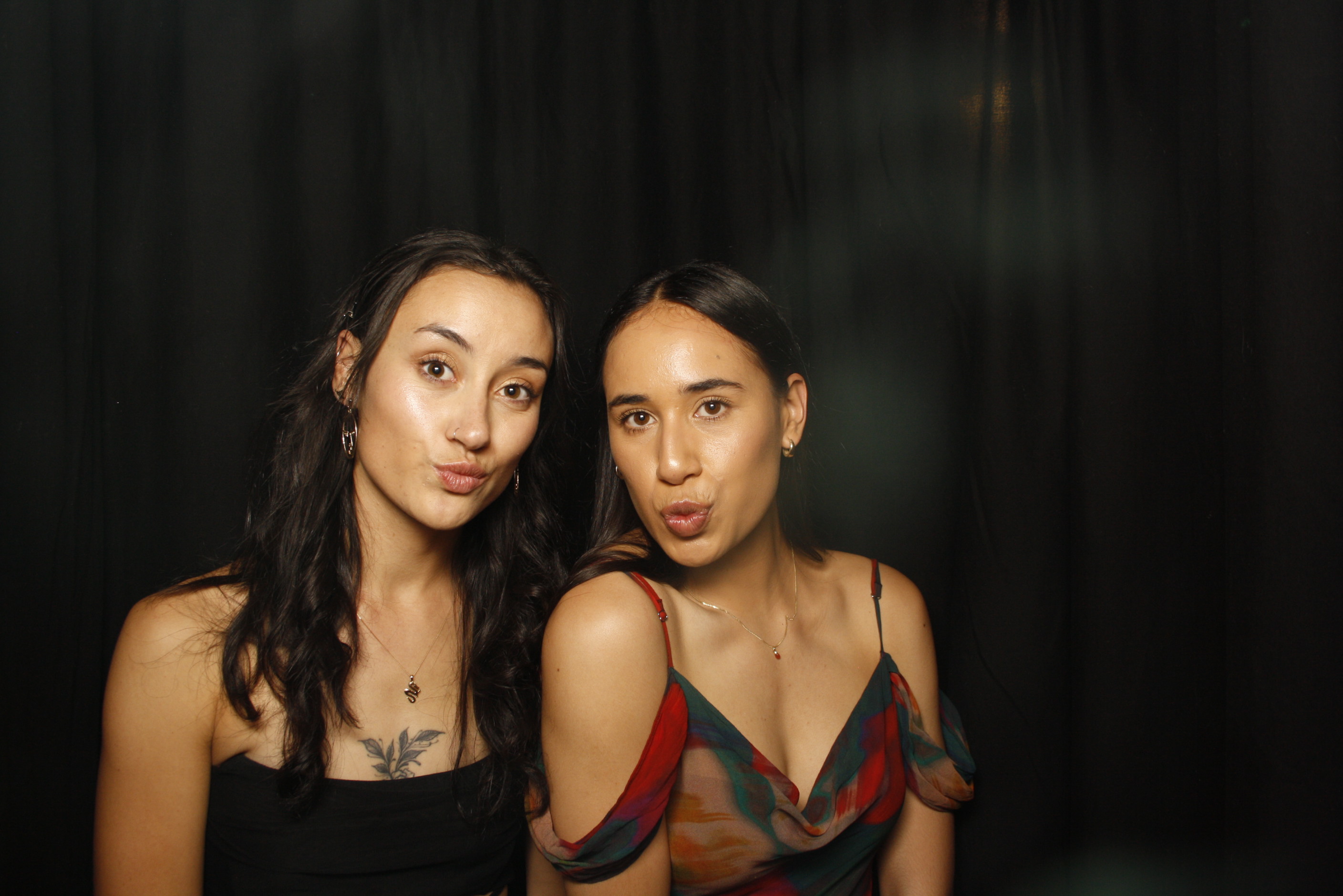 A Christmas (21st) Party 2022 | View more photos from the event at wgtngallery.classicphotobooths.co.nz/u/wgtncpbgallery/A-Christmas-21st-Party-2022