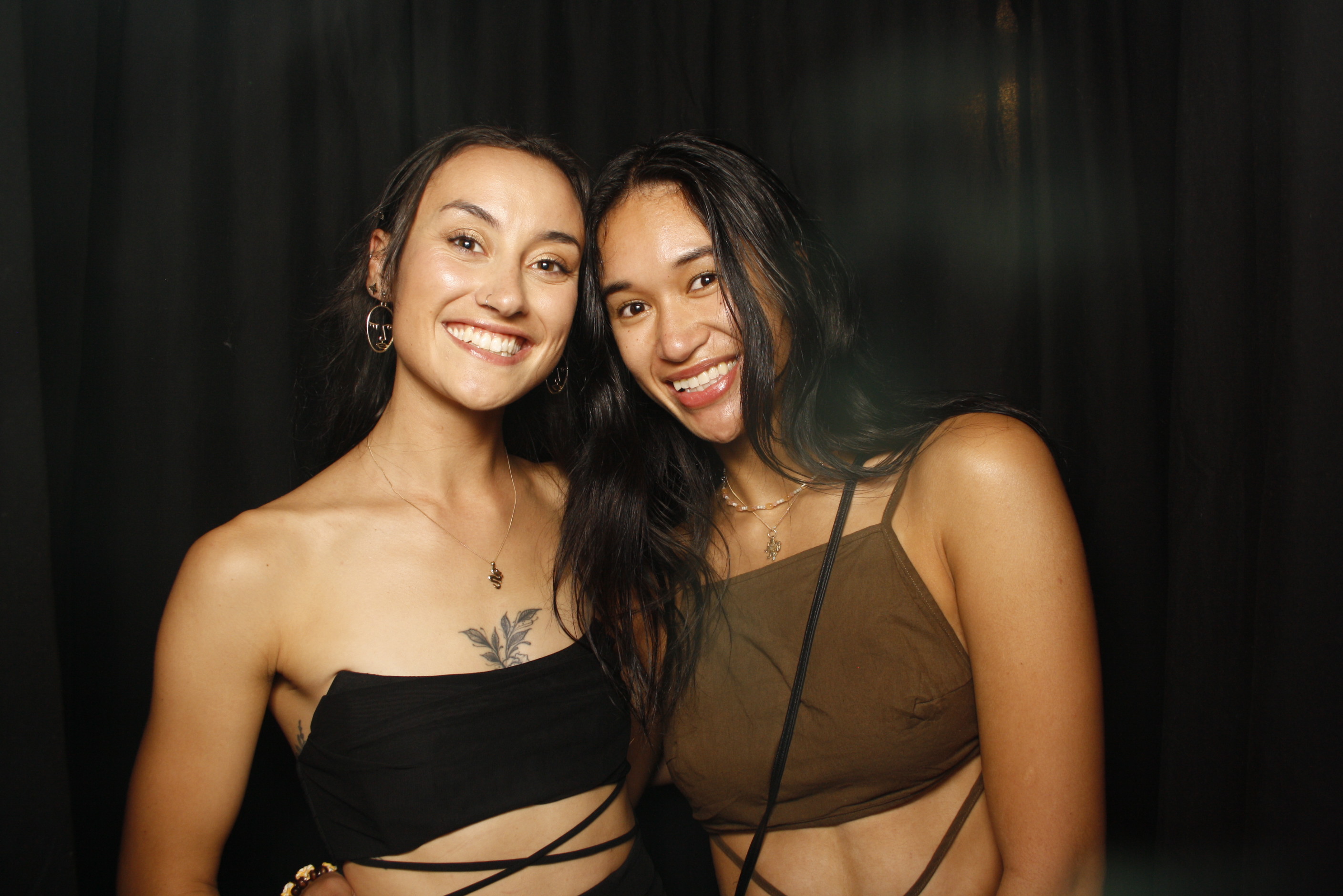 A Christmas (21st) Party 2022 | View more photos from the event at wgtngallery.classicphotobooths.co.nz/u/wgtncpbgallery/A-Christmas-21st-Party-2022