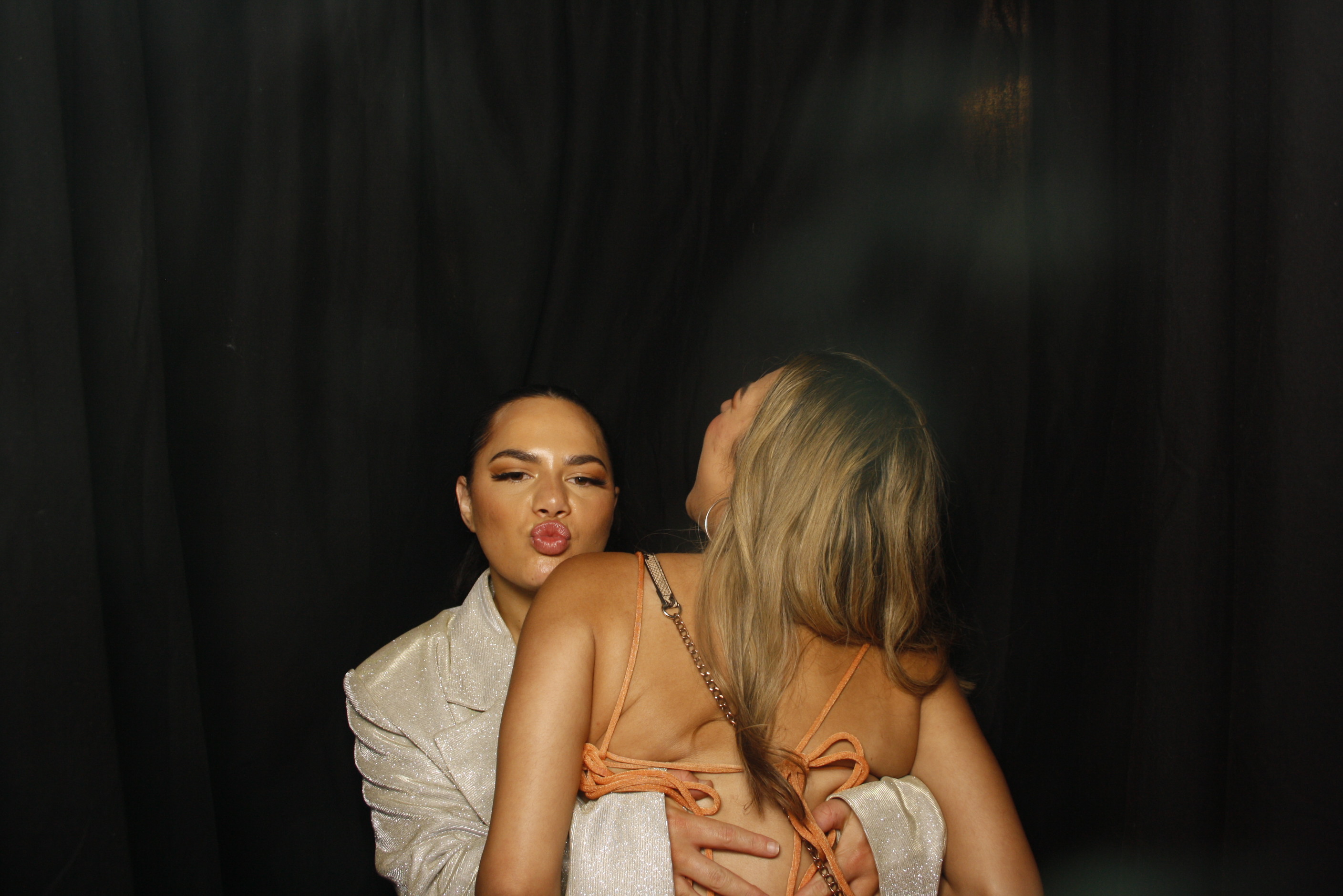 A Christmas (21st) Party 2022 | View more photos from the event at wgtngallery.classicphotobooths.co.nz/u/wgtncpbgallery/A-Christmas-21st-Party-2022