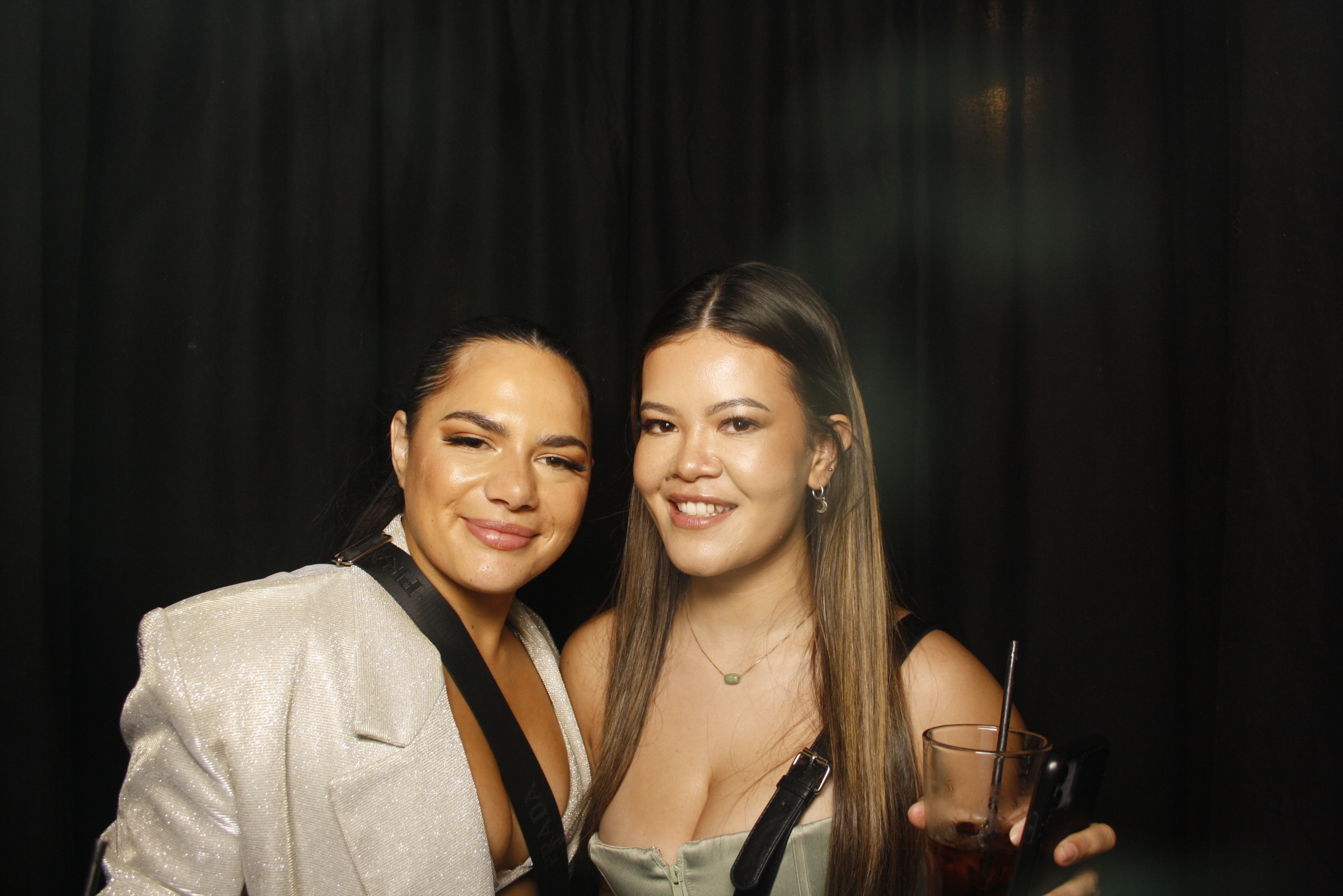 A Christmas (21st) Party 2022 | View more photos from the event at wgtngallery.classicphotobooths.co.nz/u/wgtncpbgallery/A-Christmas-21st-Party-2022