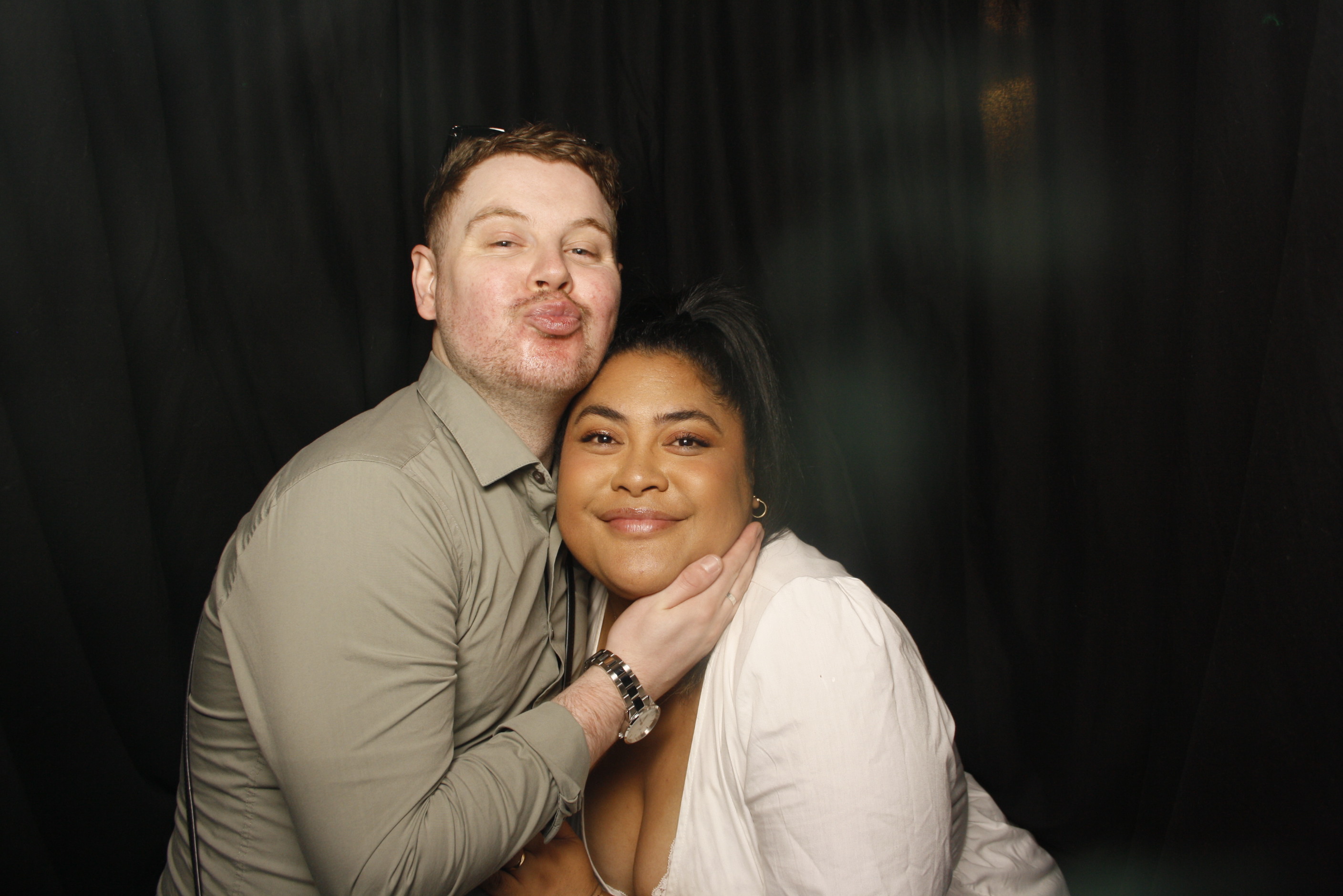 A Christmas (21st) Party 2022 | View more photos from the event at wgtngallery.classicphotobooths.co.nz/u/wgtncpbgallery/A-Christmas-21st-Party-2022