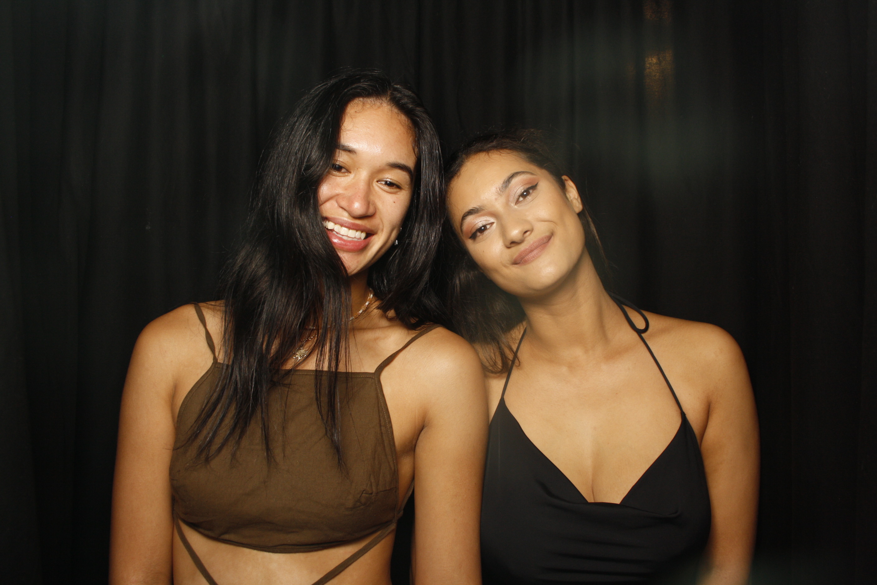 A Christmas (21st) Party 2022 | View more photos from the event at wgtngallery.classicphotobooths.co.nz/u/wgtncpbgallery/A-Christmas-21st-Party-2022