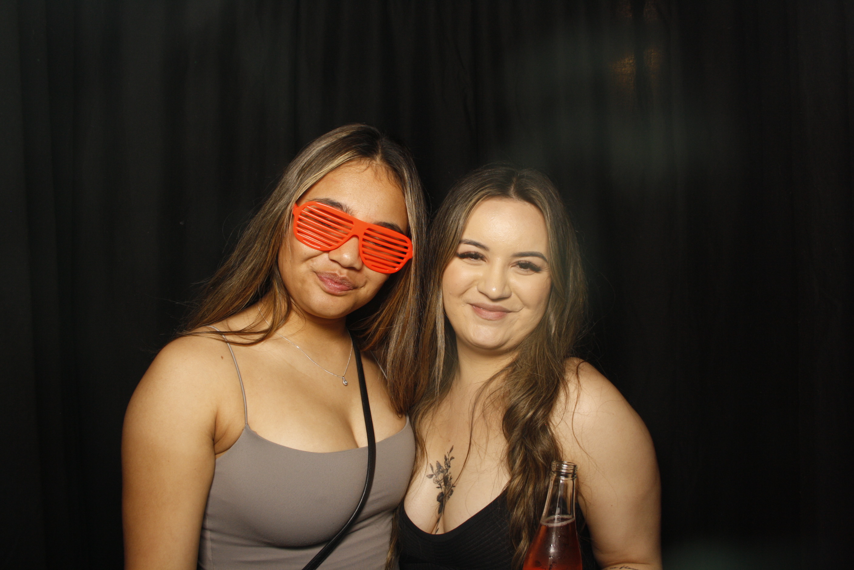 A Christmas (21st) Party 2022 | View more photos from the event at wgtngallery.classicphotobooths.co.nz/u/wgtncpbgallery/A-Christmas-21st-Party-2022