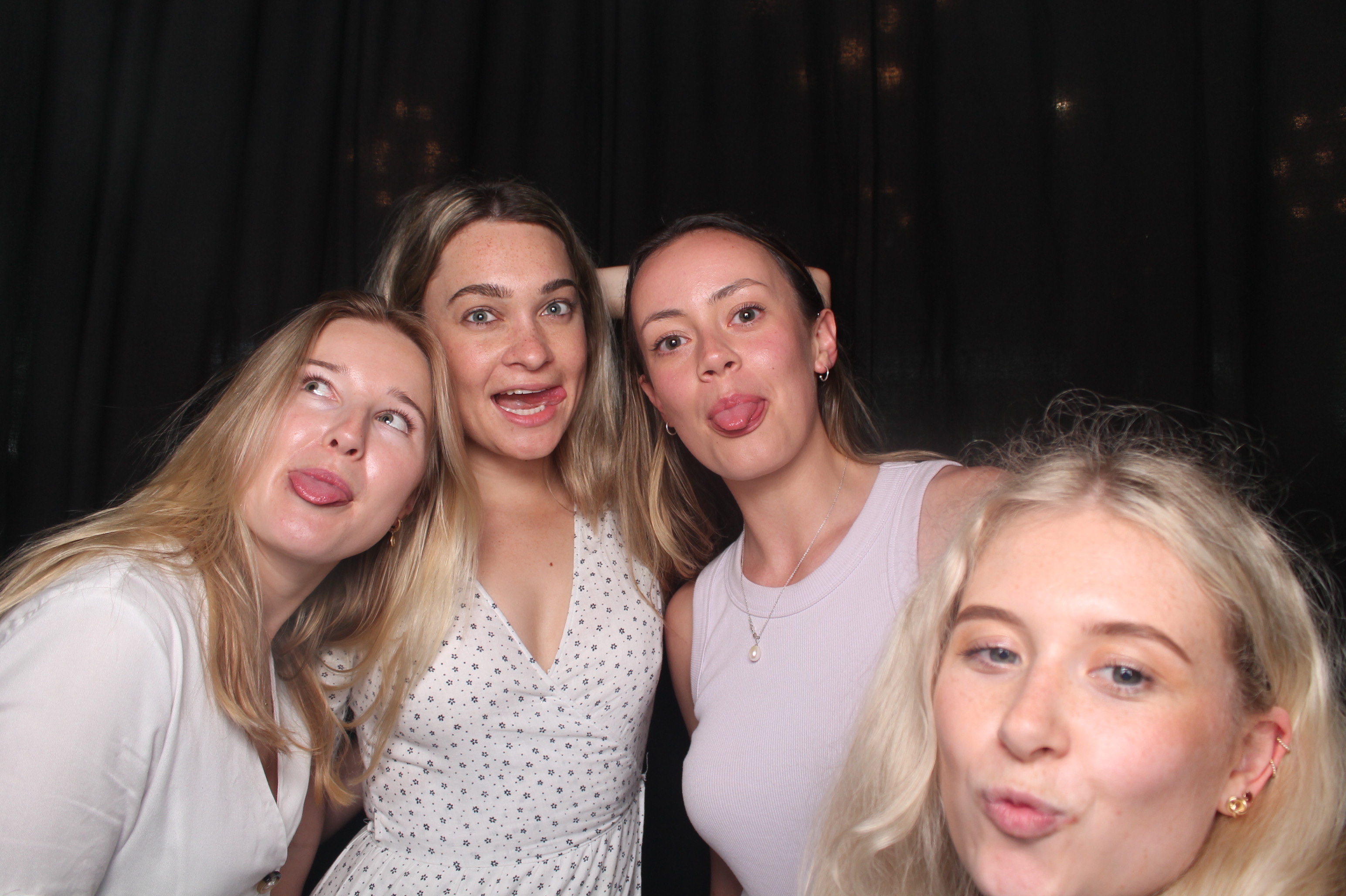 A Christmas Celebration - Duncan Cotterill | View more photos from the event at wgtngallery.classicphotobooths.co.nz/u/wgtncpbgallery/A-Christmas-Celebration-Duncan-Cotterill