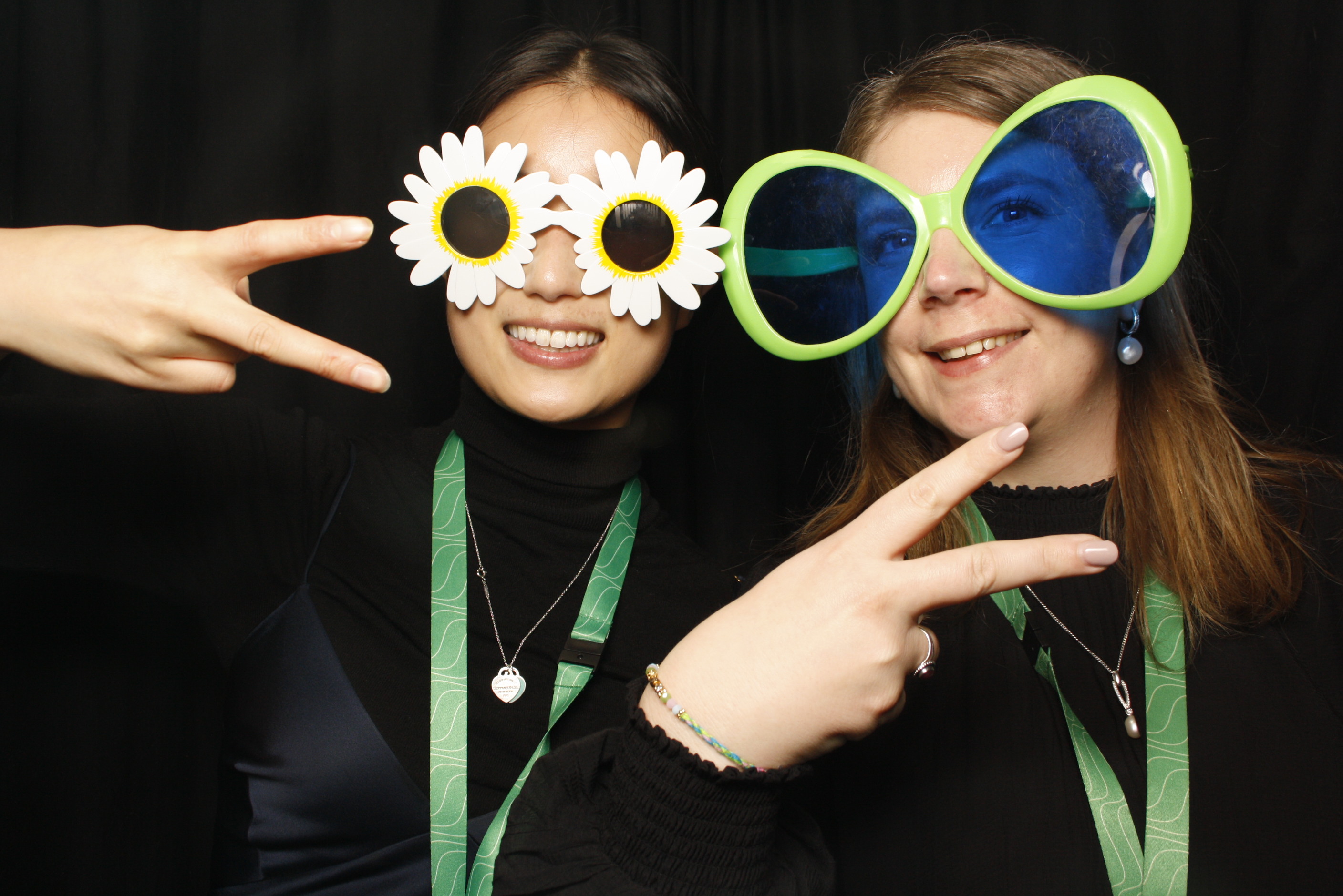 Accenture Ball - 2022 | View more photos from the event at wgtngallery.classicphotobooths.co.nz/u/wgtncpbgallery/Accenture-Ball-2022