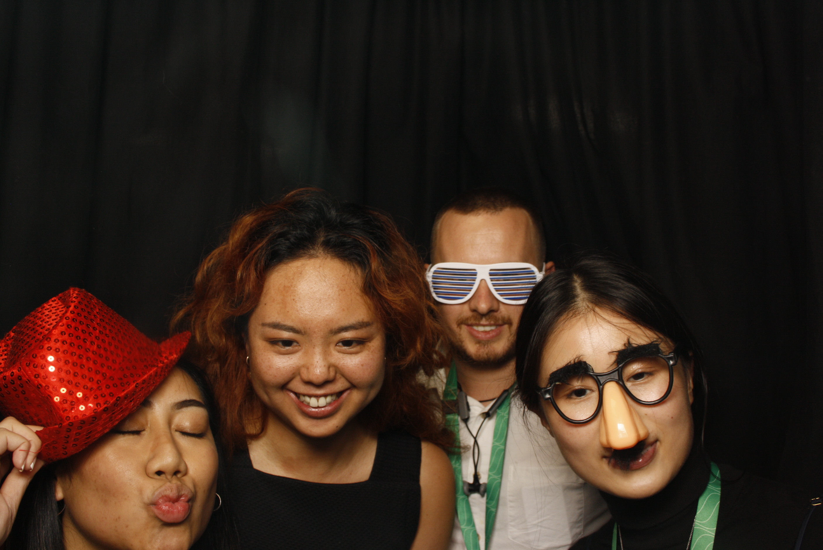 Accenture Ball - 2022 | View more photos from the event at wgtngallery.classicphotobooths.co.nz/u/wgtncpbgallery/Accenture-Ball-2022