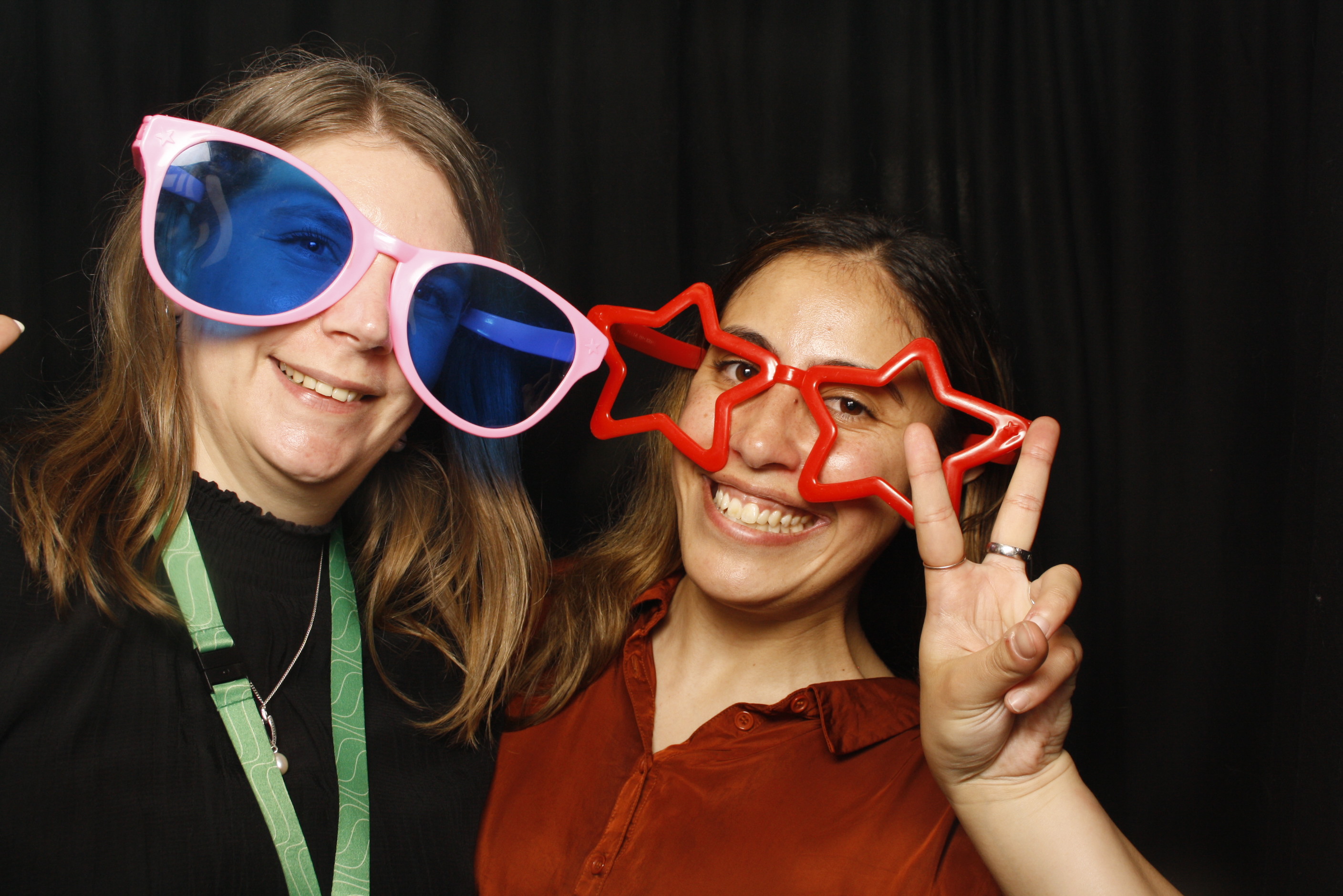 Accenture Ball - 2022 | View more photos from the event at wgtngallery.classicphotobooths.co.nz/u/wgtncpbgallery/Accenture-Ball-2022