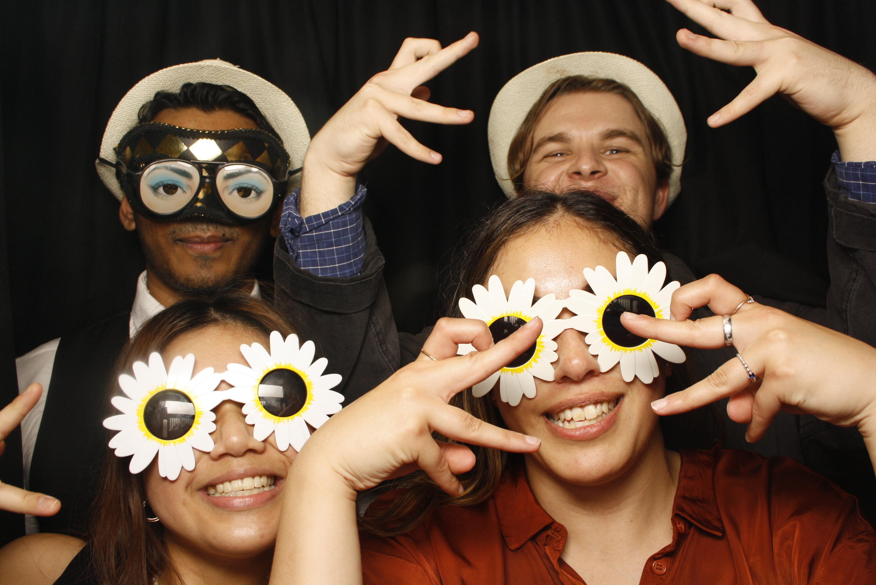 Accenture Ball - 2022 | View more photos from the event at wgtngallery.classicphotobooths.co.nz/u/wgtncpbgallery/Accenture-Ball-2022