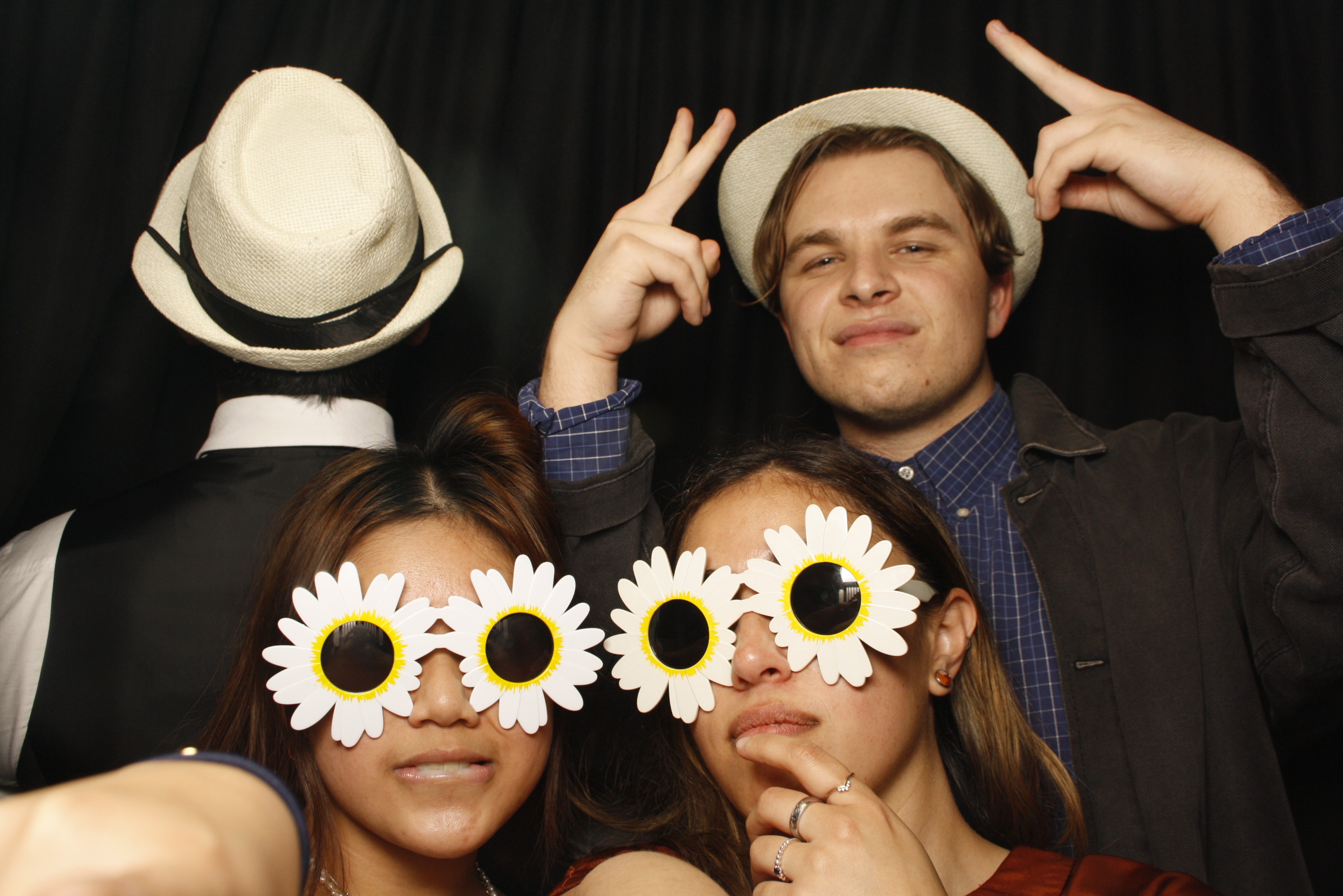 Accenture Ball - 2022 | View more photos from the event at wgtngallery.classicphotobooths.co.nz/u/wgtncpbgallery/Accenture-Ball-2022