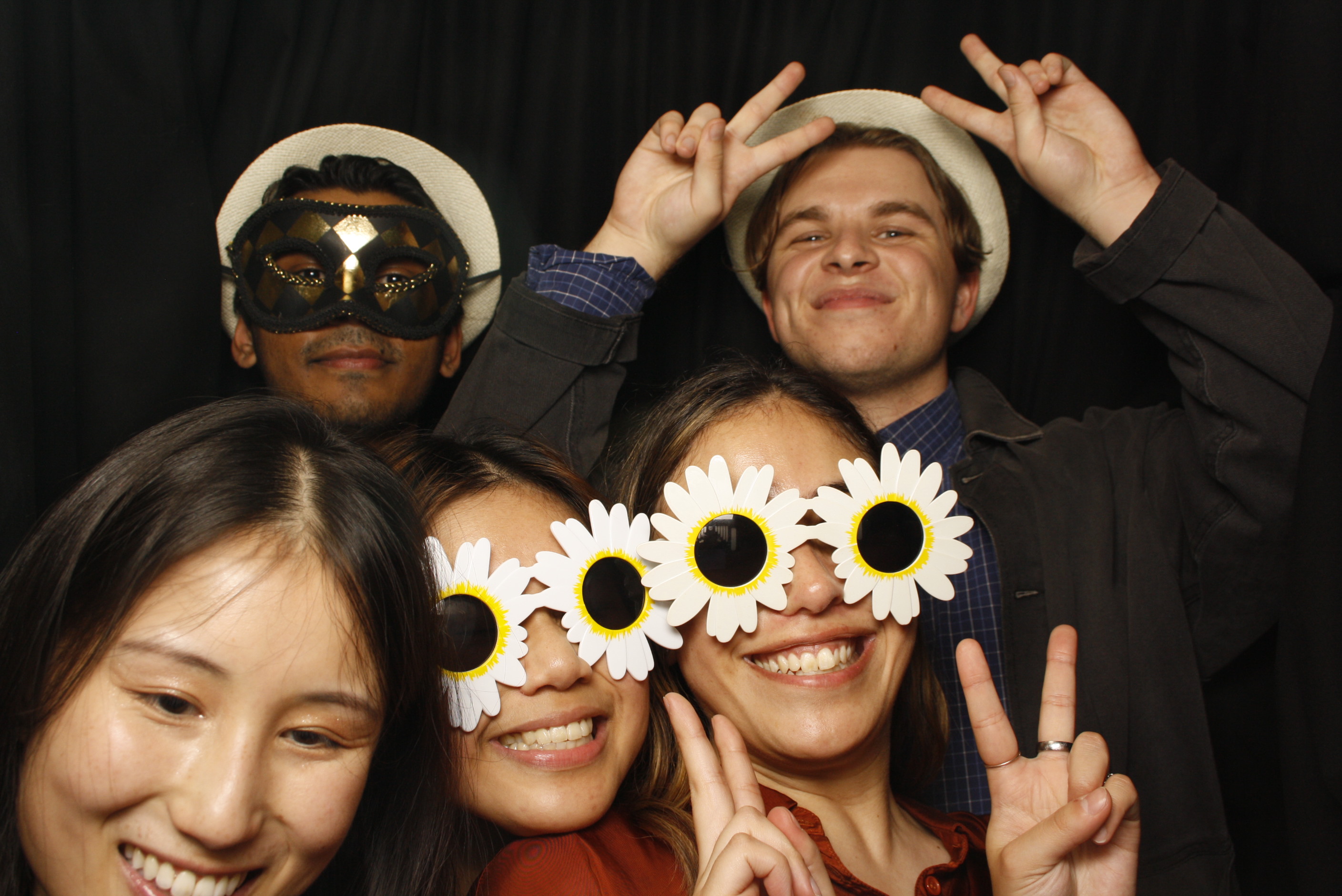 Accenture Ball - 2022 | View more photos from the event at wgtngallery.classicphotobooths.co.nz/u/wgtncpbgallery/Accenture-Ball-2022