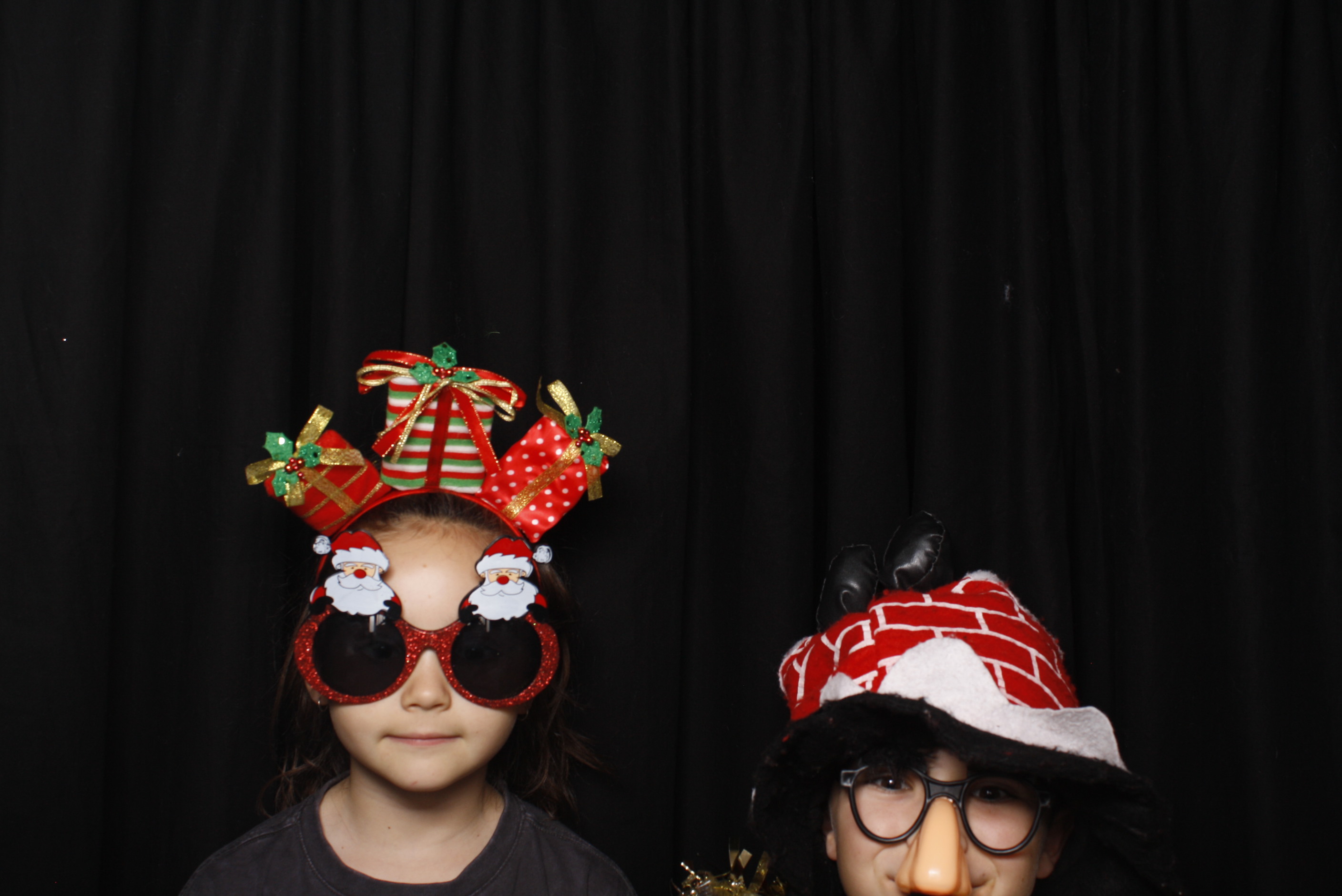 Bunnings - Palmerston North: 17 Dec 2022 | View more photos from the event at wgtngallery.classicphotobooths.co.nz/u/wgtncpbgallery/Bunnings-Palmerston-North-17-Dec-2022