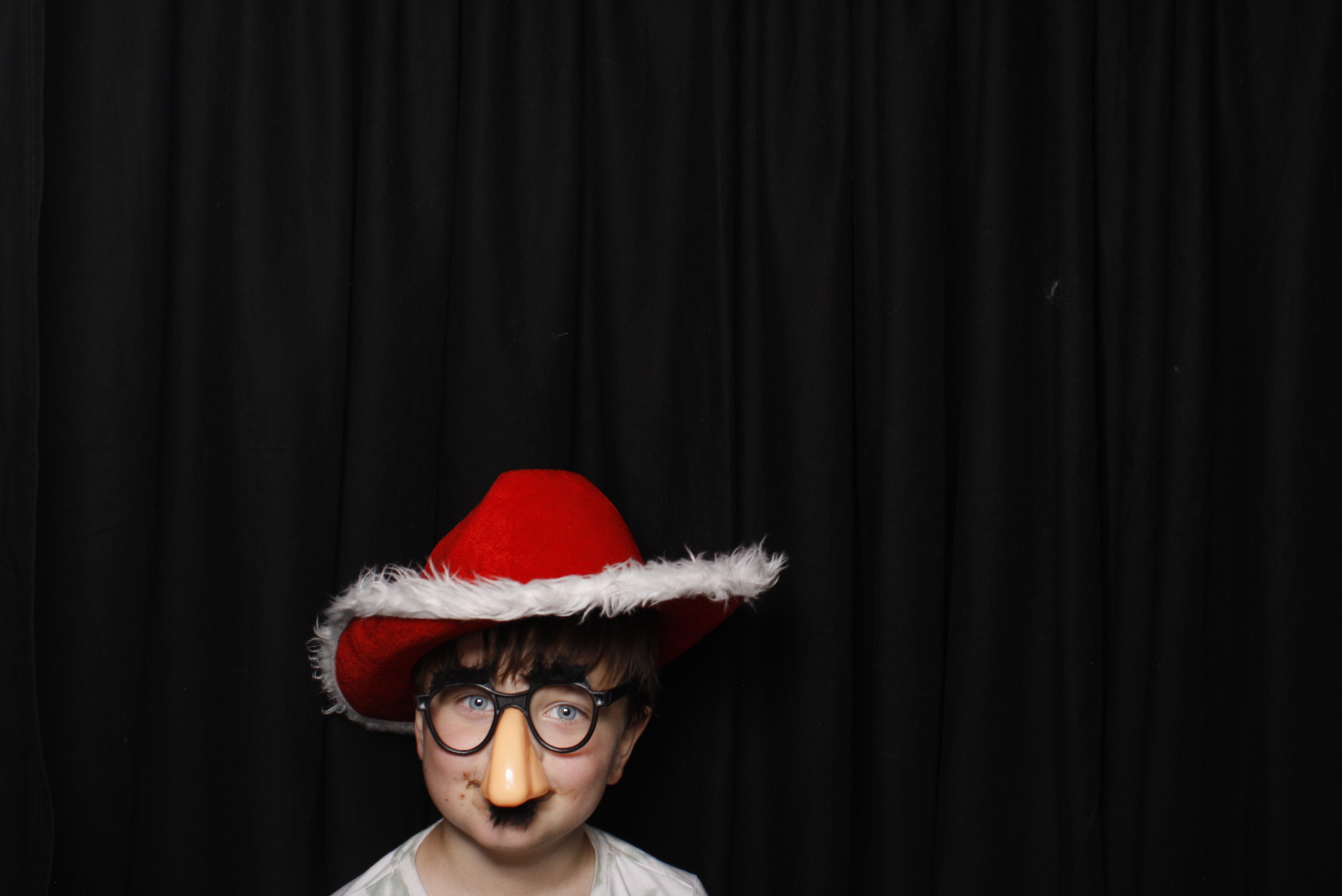 Bunnings - Palmerston North: 17 Dec 2022 | View more photos from the event at wgtngallery.classicphotobooths.co.nz/u/wgtncpbgallery/Bunnings-Palmerston-North-17-Dec-2022