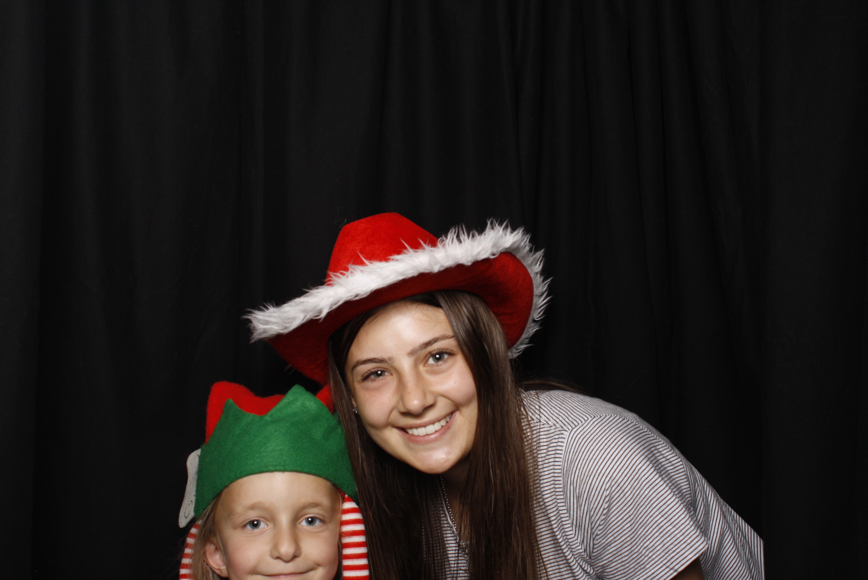 Bunnings - Palmerston North: 17 Dec 2022 | View more photos from the event at wgtngallery.classicphotobooths.co.nz/u/wgtncpbgallery/Bunnings-Palmerston-North-17-Dec-2022