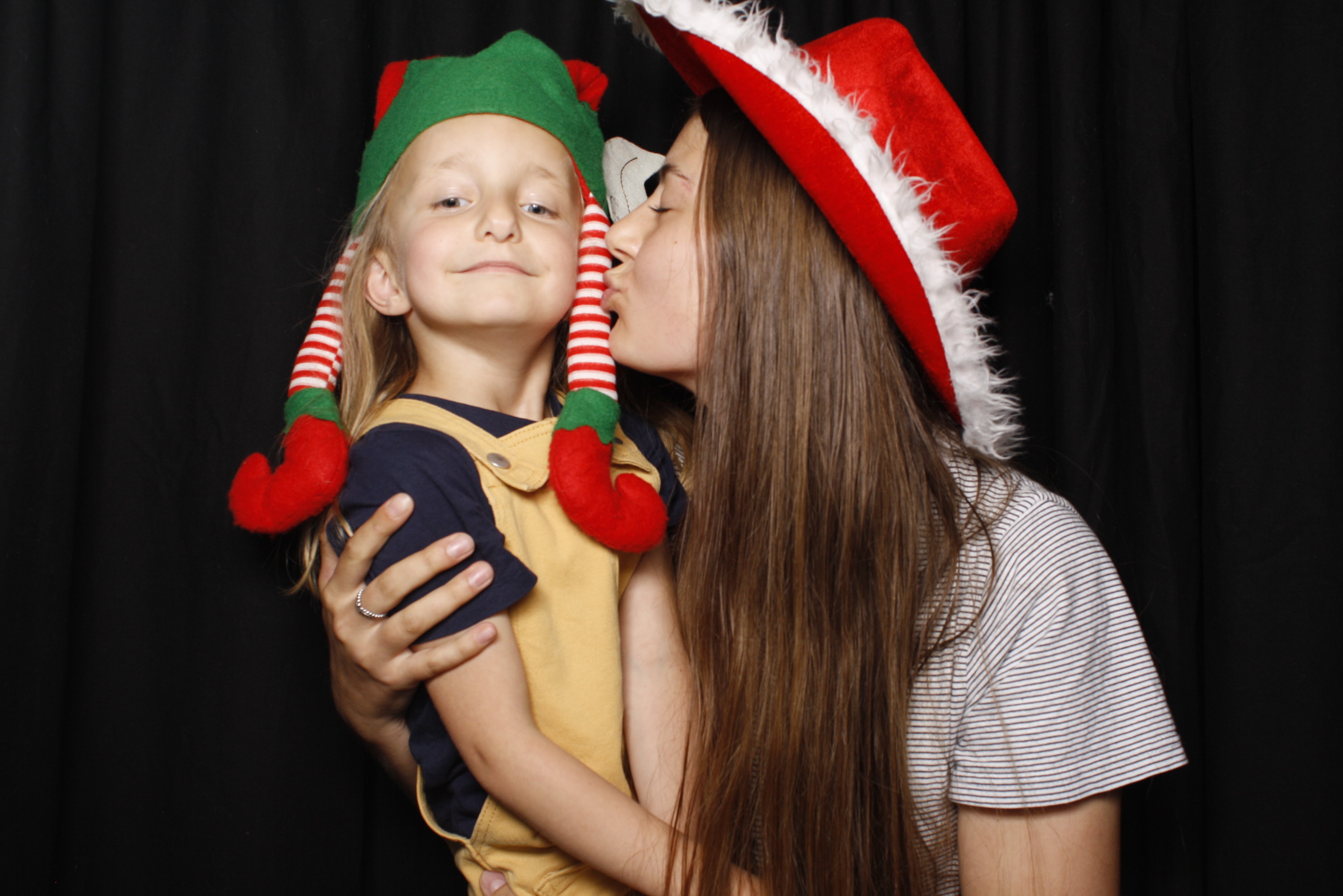 Bunnings - Palmerston North: 17 Dec 2022 | View more photos from the event at wgtngallery.classicphotobooths.co.nz/u/wgtncpbgallery/Bunnings-Palmerston-North-17-Dec-2022