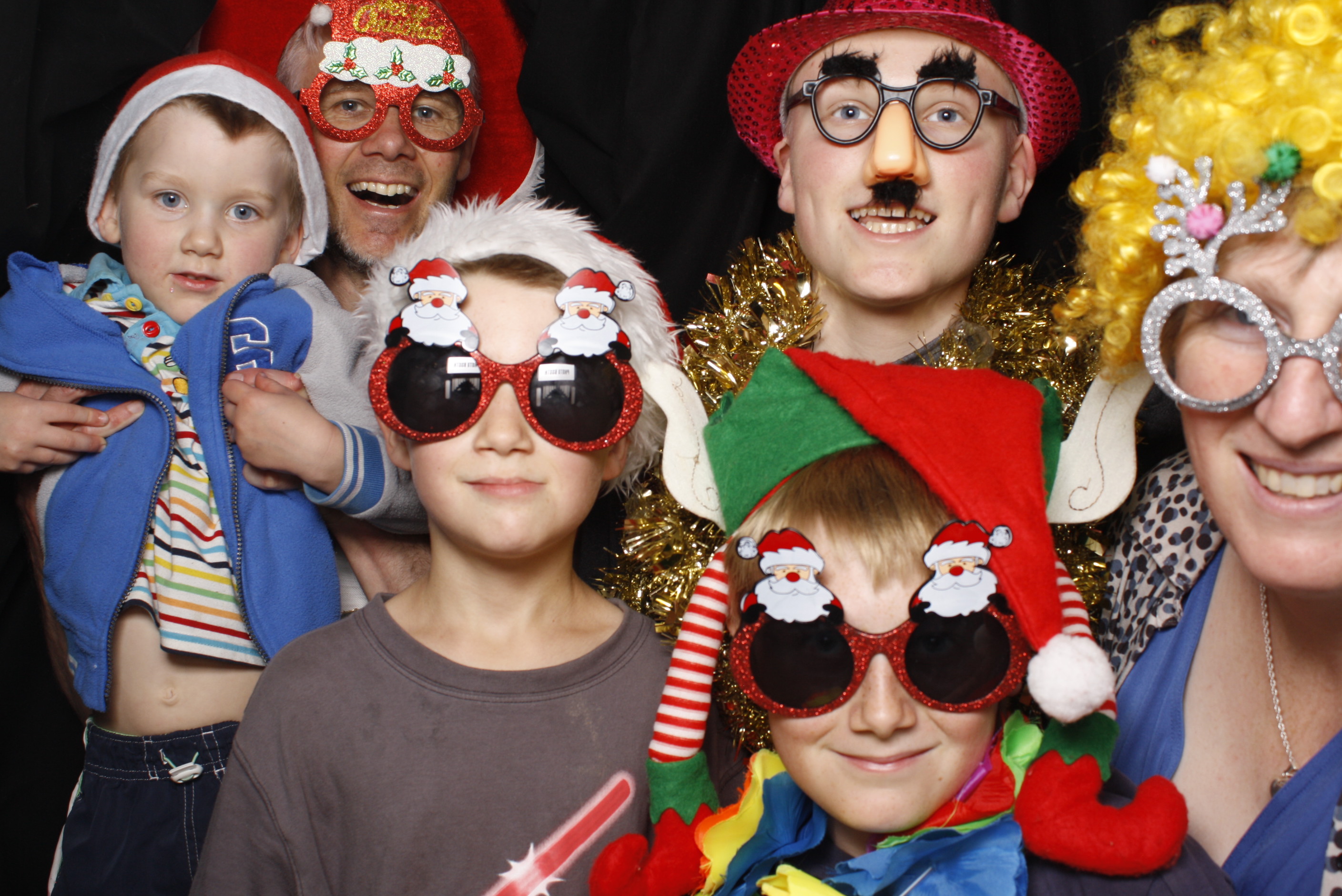 Bunnings - Palmerston North: 17 Dec 2022 | View more photos from the event at wgtngallery.classicphotobooths.co.nz/u/wgtncpbgallery/Bunnings-Palmerston-North-17-Dec-2022