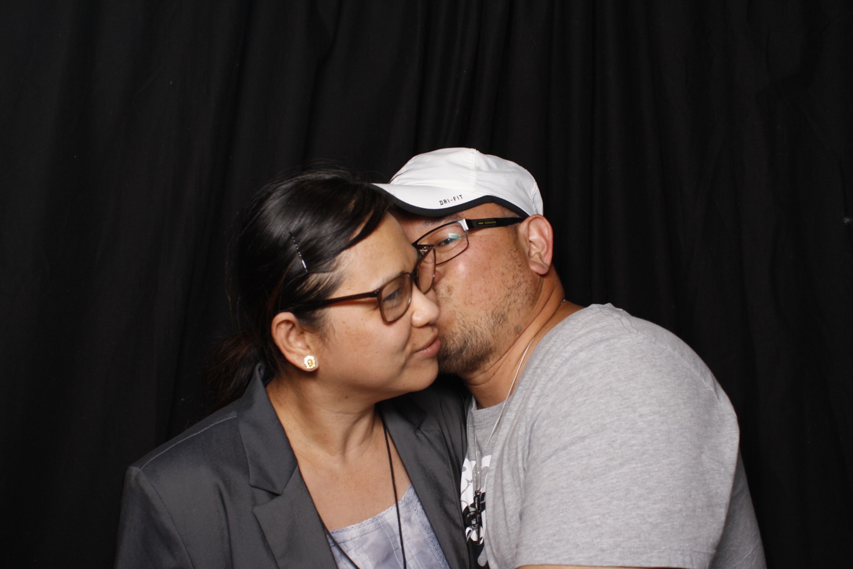 Bunnings - Palmerston North: 17 Dec 2022 | View more photos from the event at wgtngallery.classicphotobooths.co.nz/u/wgtncpbgallery/Bunnings-Palmerston-North-17-Dec-2022