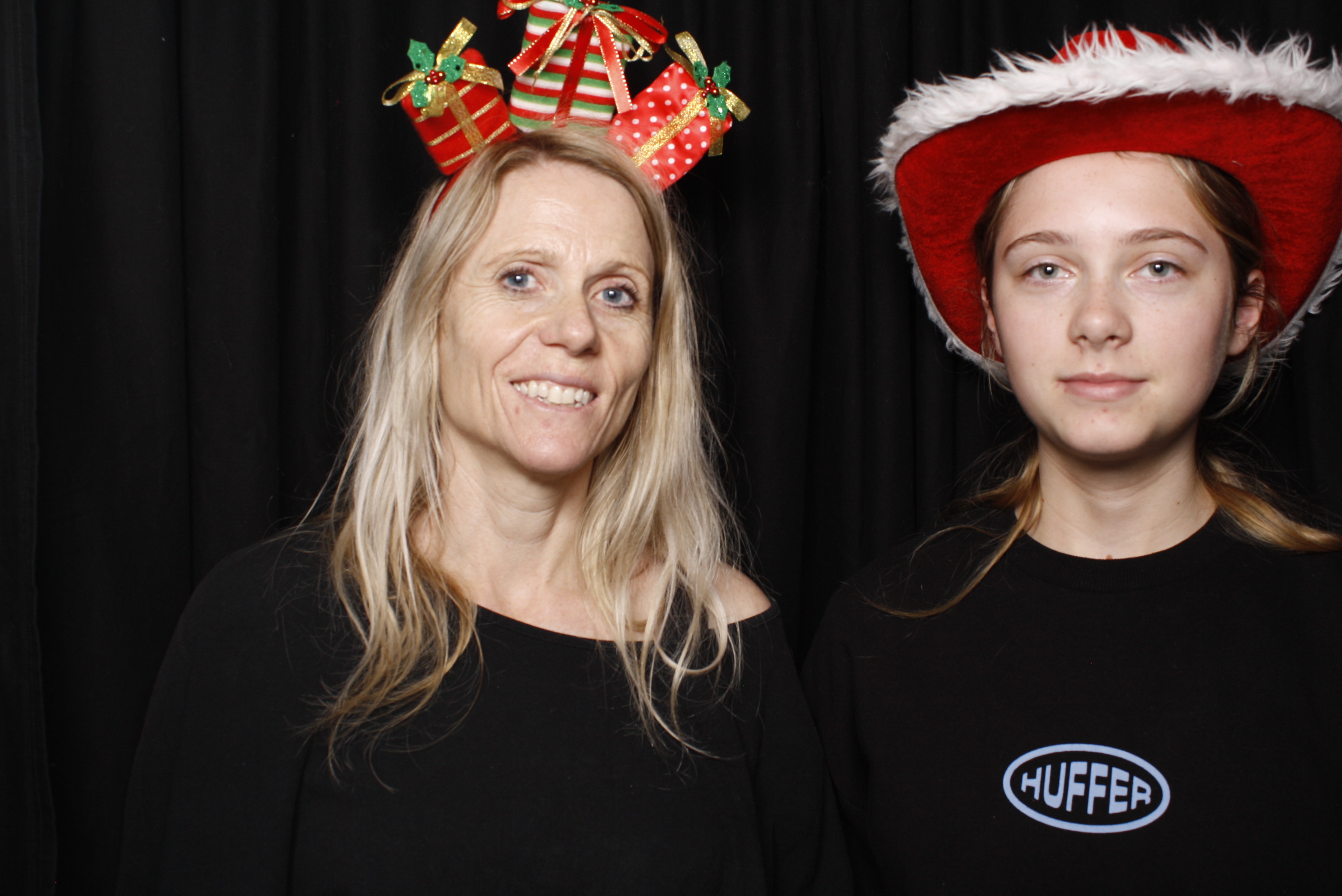 Bunnings - Palmerston North: 17 Dec 2022 | View more photos from the event at wgtngallery.classicphotobooths.co.nz/u/wgtncpbgallery/Bunnings-Palmerston-North-17-Dec-2022