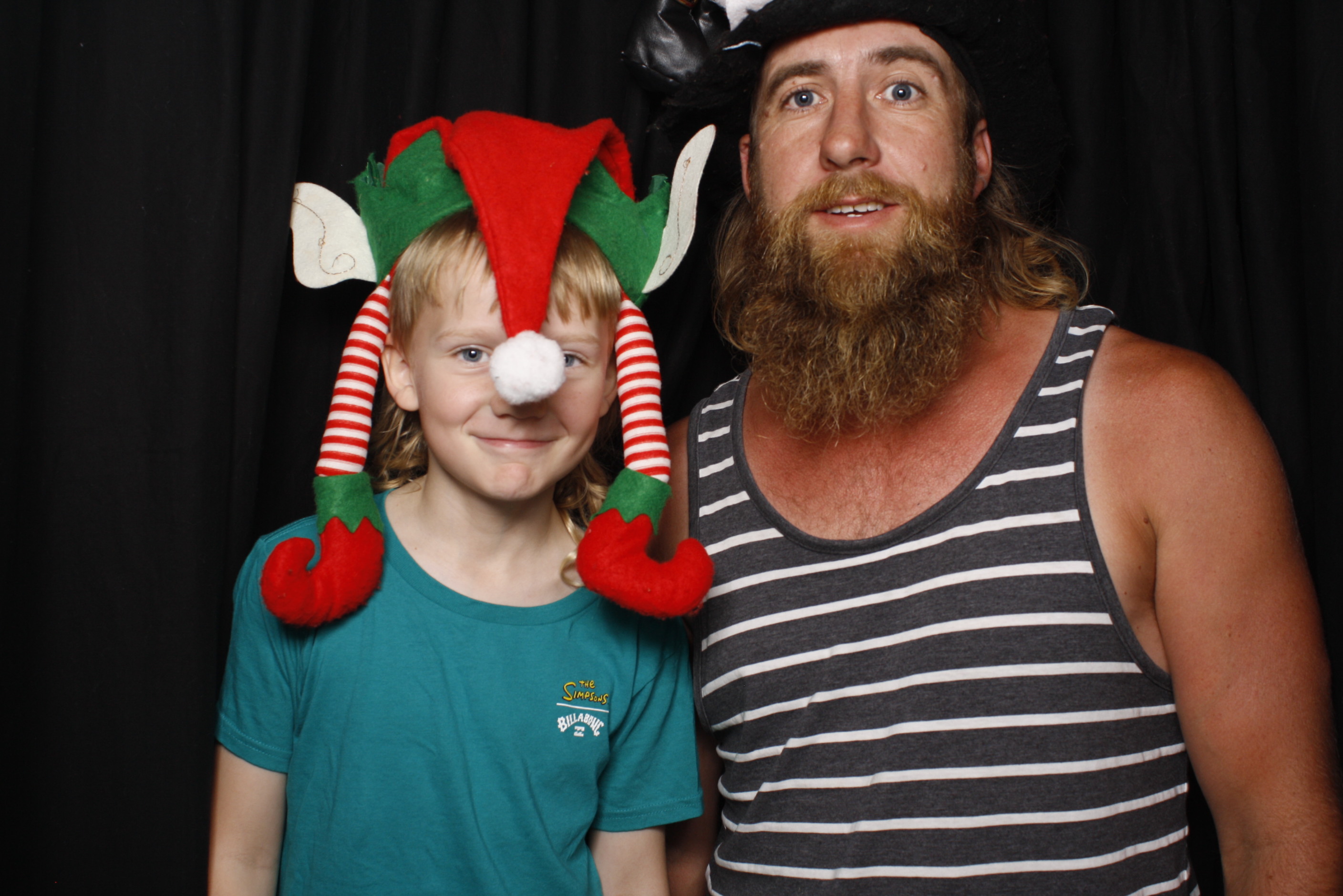 Bunnings - Palmerston North: 17 Dec 2022 | View more photos from the event at wgtngallery.classicphotobooths.co.nz/u/wgtncpbgallery/Bunnings-Palmerston-North-17-Dec-2022