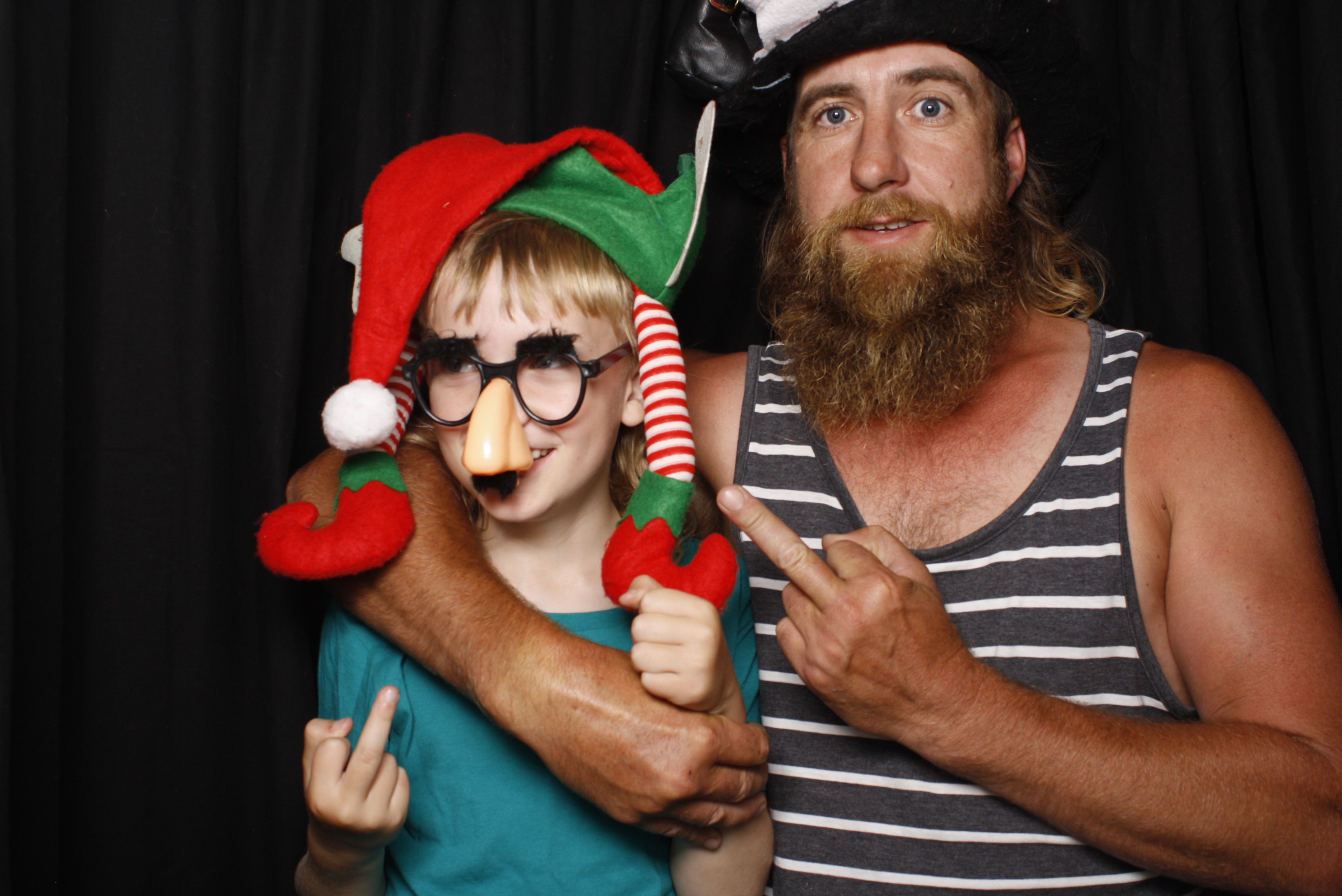 Bunnings - Palmerston North: 17 Dec 2022 | View more photos from the event at wgtngallery.classicphotobooths.co.nz/u/wgtncpbgallery/Bunnings-Palmerston-North-17-Dec-2022