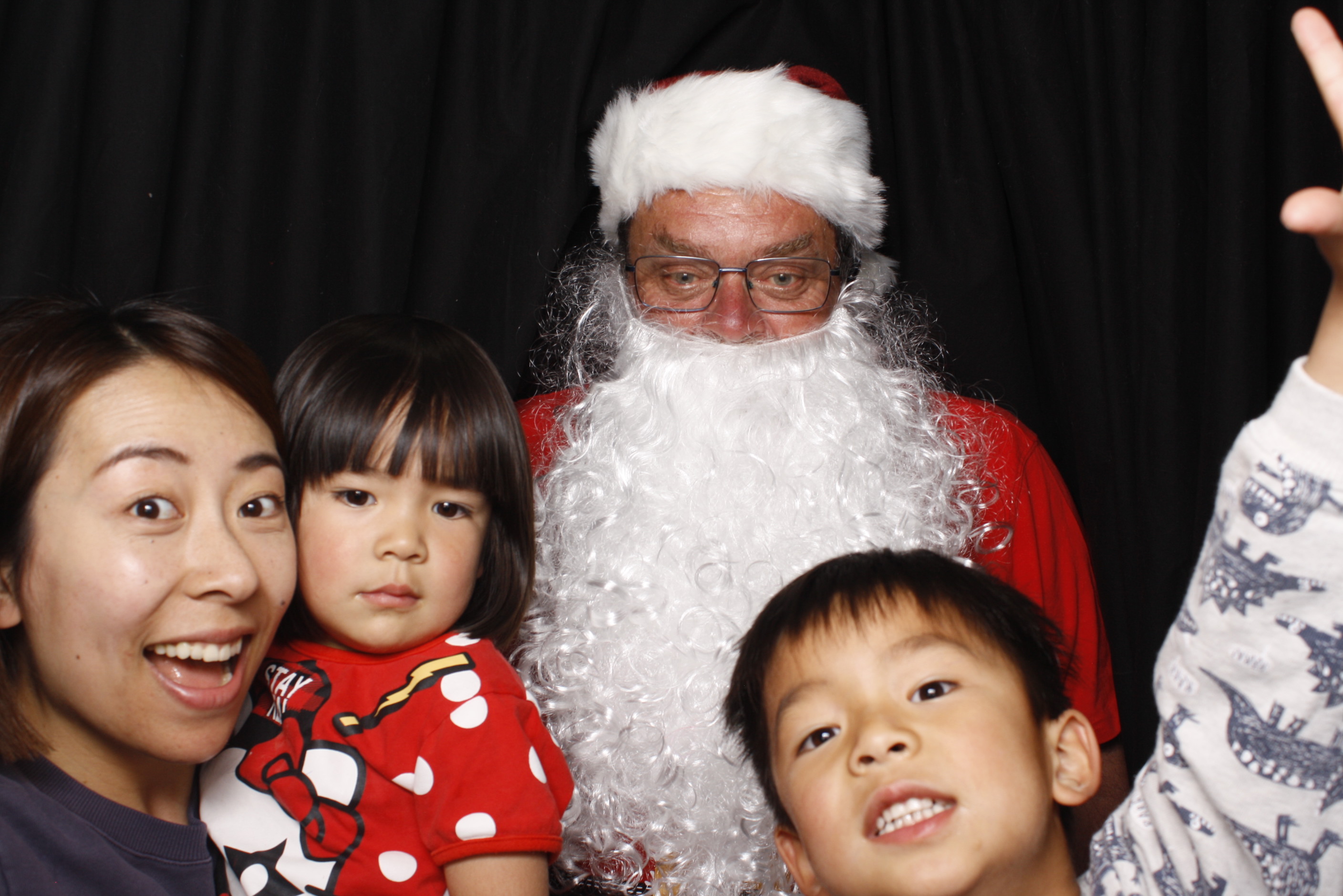 Bunnings - Palmerston North: 17 Dec 2022 | View more photos from the event at wgtngallery.classicphotobooths.co.nz/u/wgtncpbgallery/Bunnings-Palmerston-North-17-Dec-2022