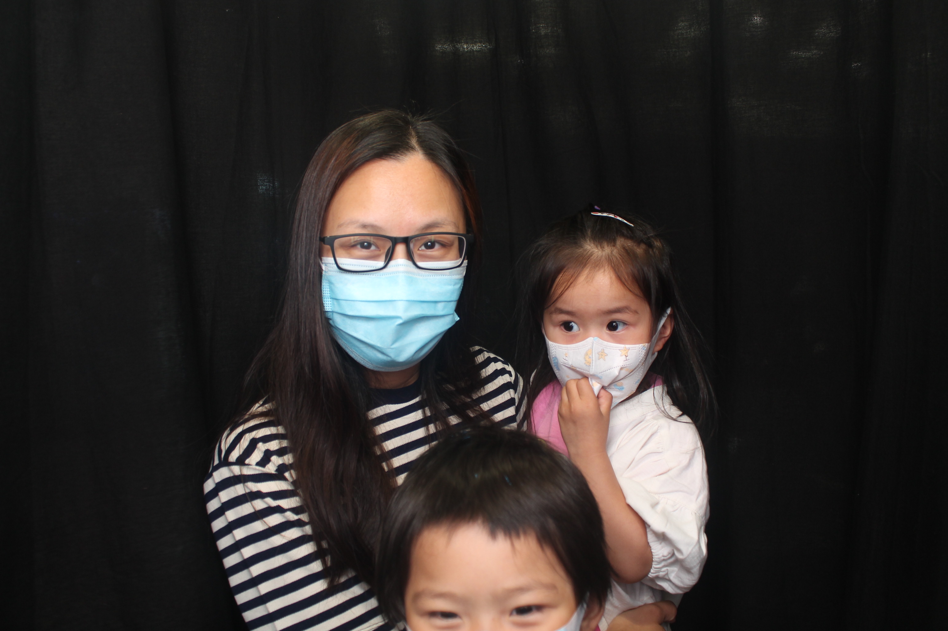 Bunnings - Porirua: 18 Dec 2022 | View more photos from the event at wgtngallery.classicphotobooths.co.nz/u/wgtncpbgallery/Bunnings-Porirua-18-Dec-2022