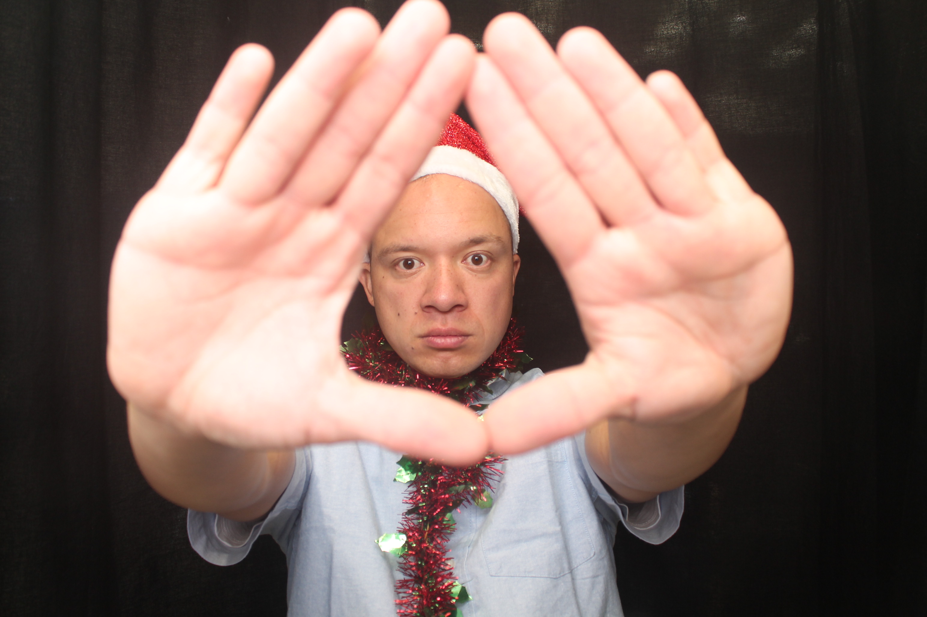 Bunnings - Porirua: 18 Dec 2022 | View more photos from the event at wgtngallery.classicphotobooths.co.nz/u/wgtncpbgallery/Bunnings-Porirua-18-Dec-2022