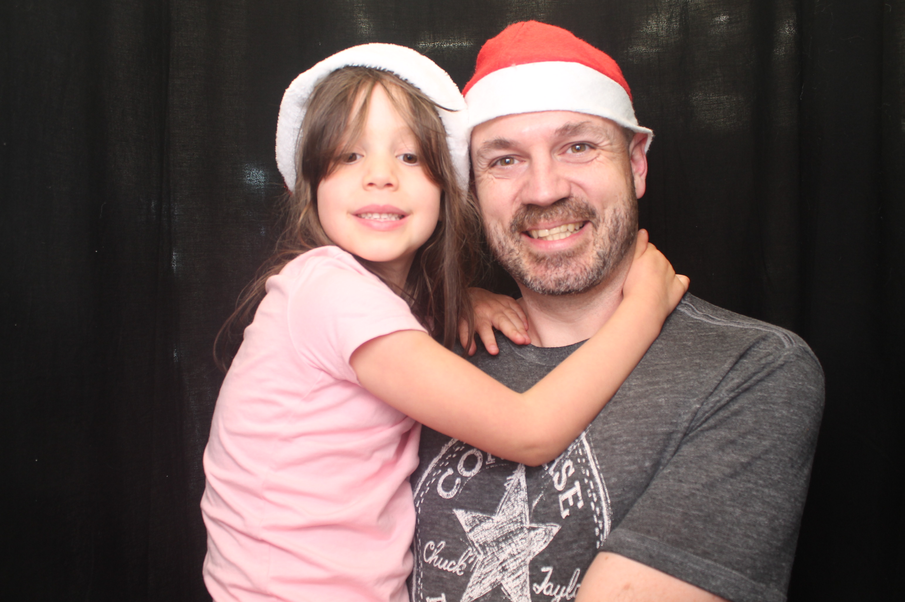 Bunnings - Porirua: 18 Dec 2022 | View more photos from the event at wgtngallery.classicphotobooths.co.nz/u/wgtncpbgallery/Bunnings-Porirua-18-Dec-2022