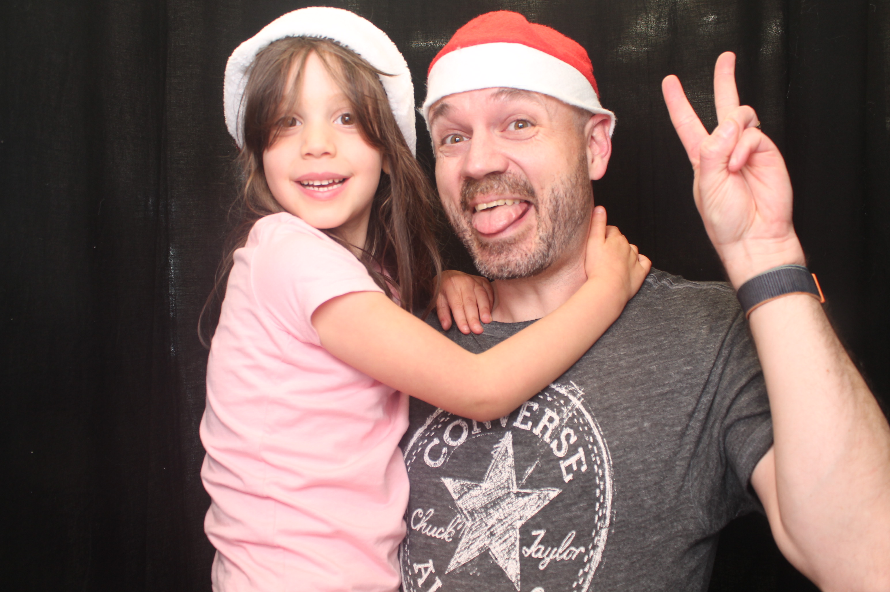 Bunnings - Porirua: 18 Dec 2022 | View more photos from the event at wgtngallery.classicphotobooths.co.nz/u/wgtncpbgallery/Bunnings-Porirua-18-Dec-2022