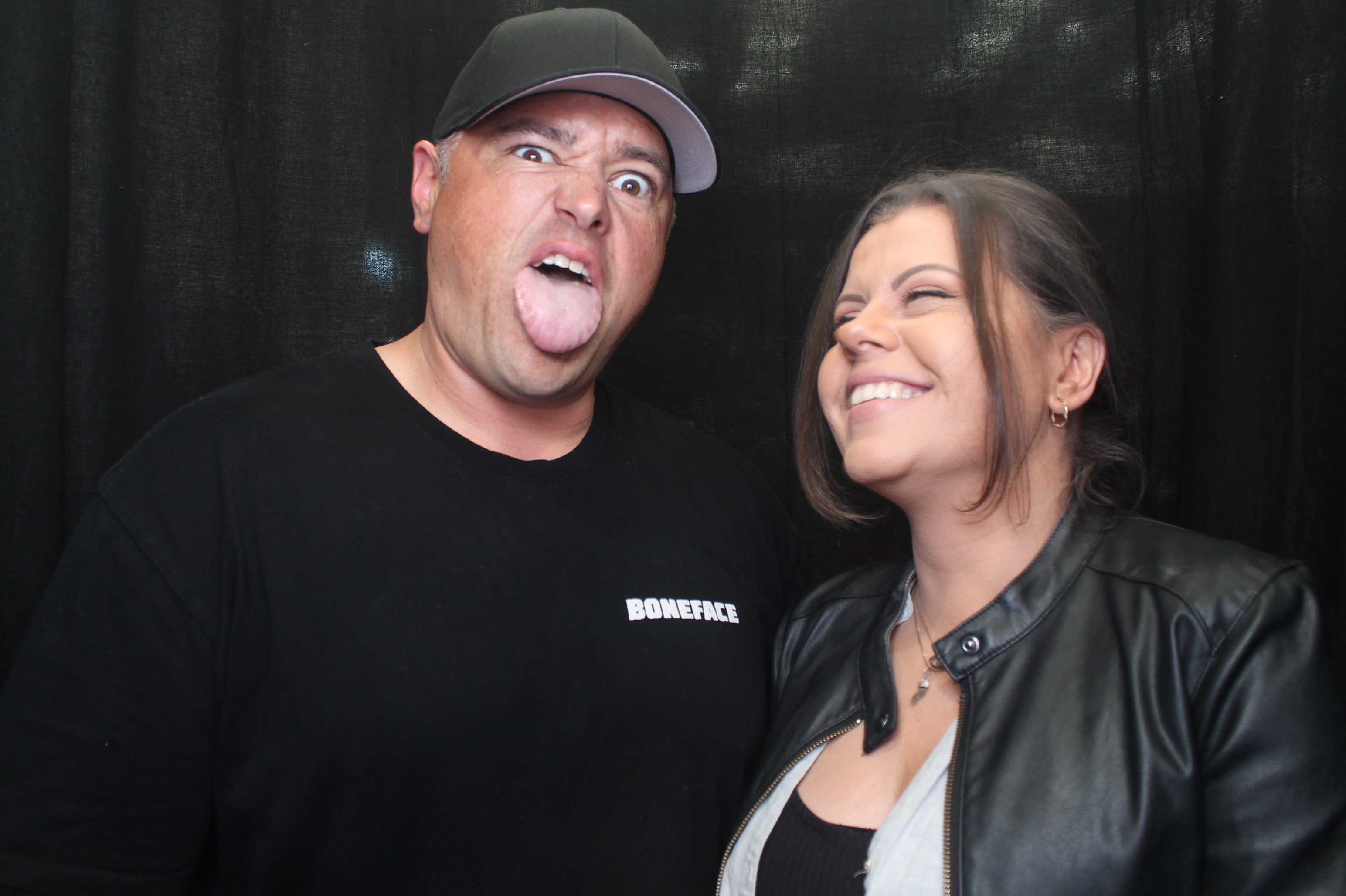 Bunnings - Porirua: 18 Dec 2022 | View more photos from the event at wgtngallery.classicphotobooths.co.nz/u/wgtncpbgallery/Bunnings-Porirua-18-Dec-2022