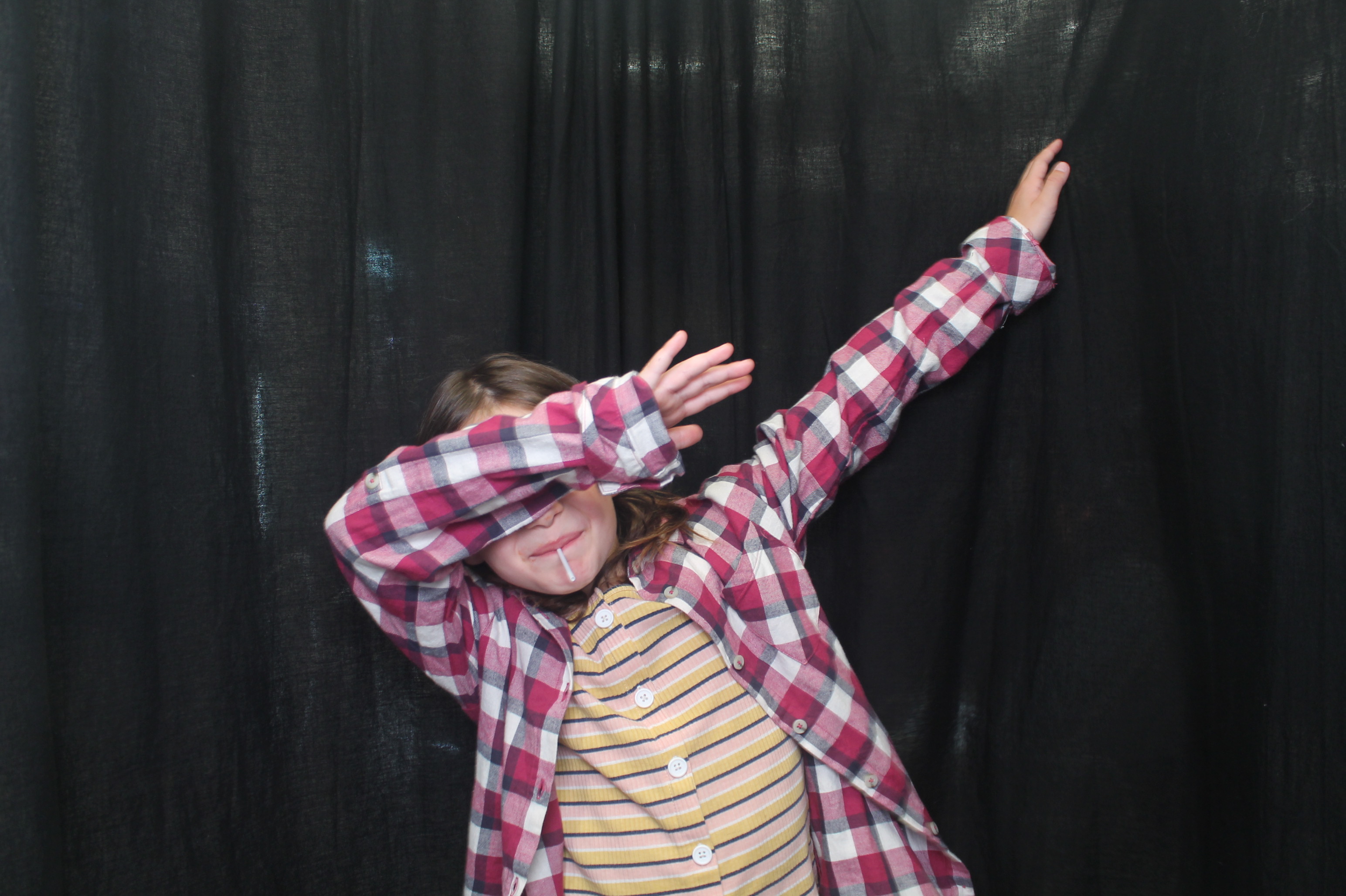 Bunnings - Porirua: 18 Dec 2022 | View more photos from the event at wgtngallery.classicphotobooths.co.nz/u/wgtncpbgallery/Bunnings-Porirua-18-Dec-2022