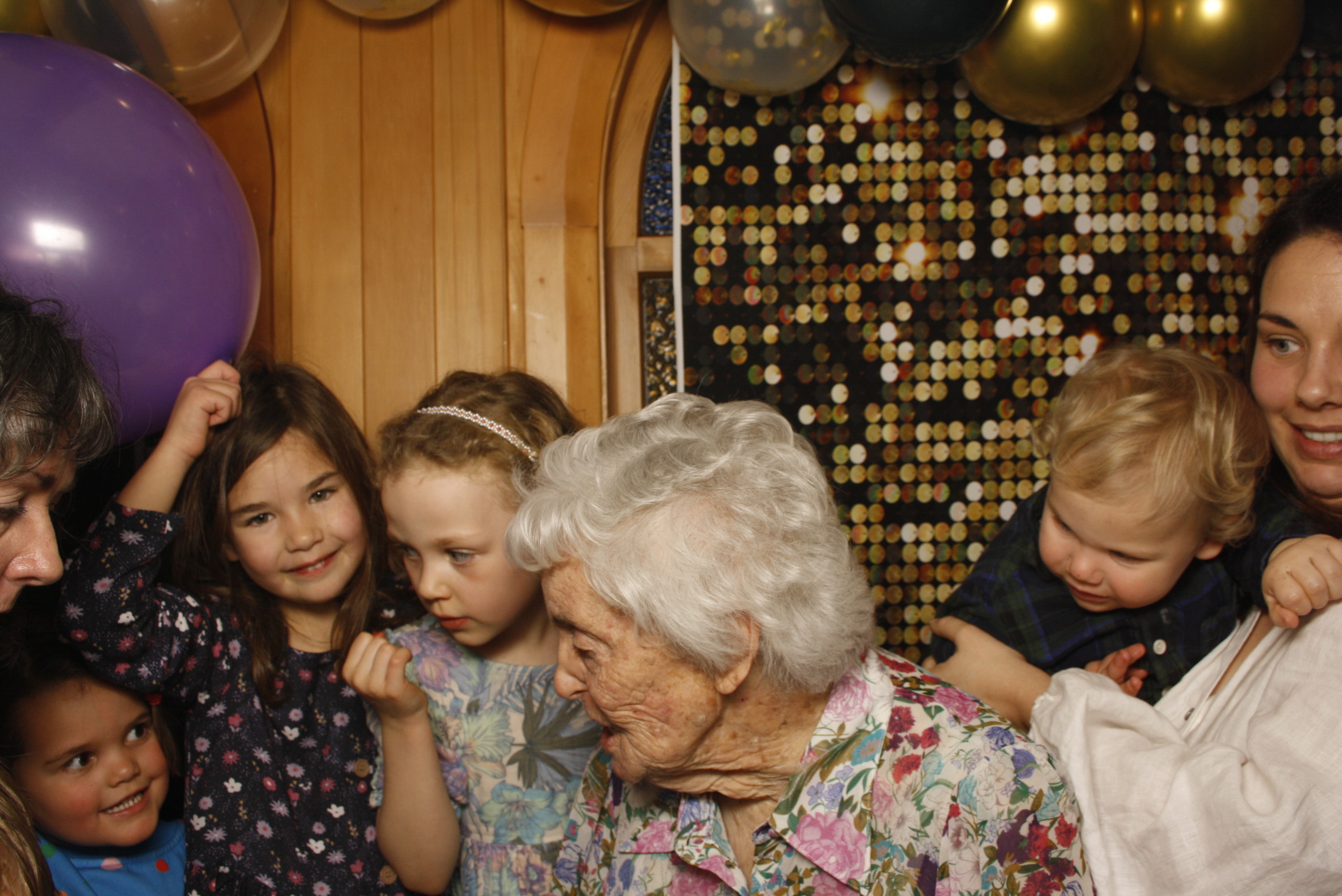Claire Bishops' 90th Birthday Party! | View more photos from the event at wgtngallery.classicphotobooths.co.nz/u/wgtncpbgallery/Claire-Bishops-90th-Birthday-Party