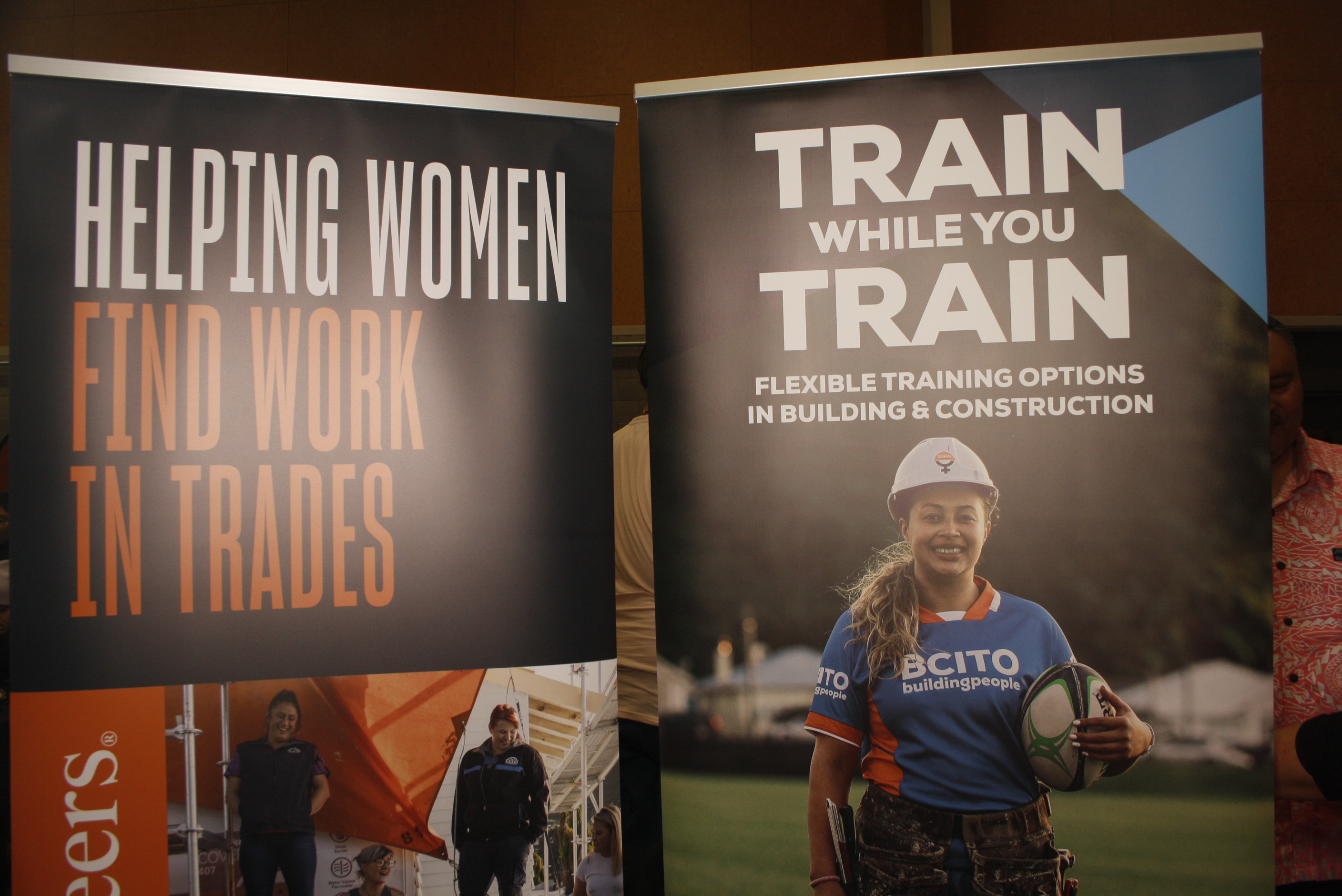 LA FALE - Jobs & Skills Expo 2022 | View more photos from the event at wgtngallery.classicphotobooths.co.nz/u/wgtncpbgallery/LA-FALE-Jobs-Skills-Expo-2022