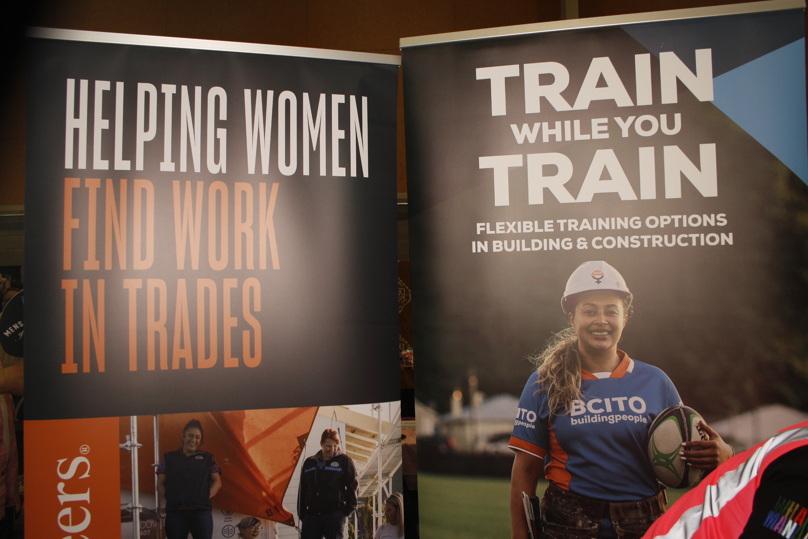 LA FALE - Jobs & Skills Expo 2022 | View more photos from the event at wgtngallery.classicphotobooths.co.nz/u/wgtncpbgallery/LA-FALE-Jobs-Skills-Expo-2022