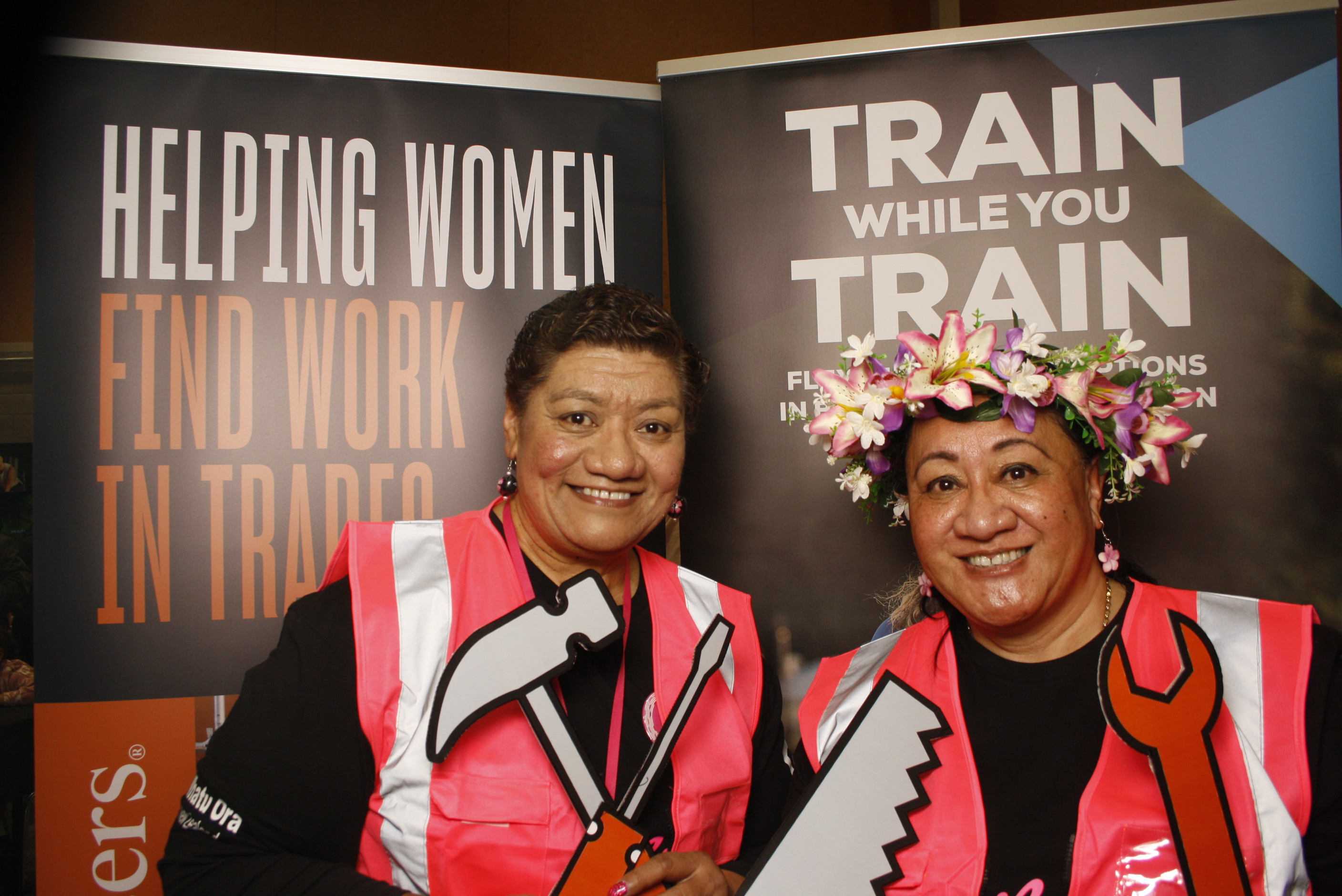 LA FALE - Jobs & Skills Expo 2022 | View more photos from the event at wgtngallery.classicphotobooths.co.nz/u/wgtncpbgallery/LA-FALE-Jobs-Skills-Expo-2022